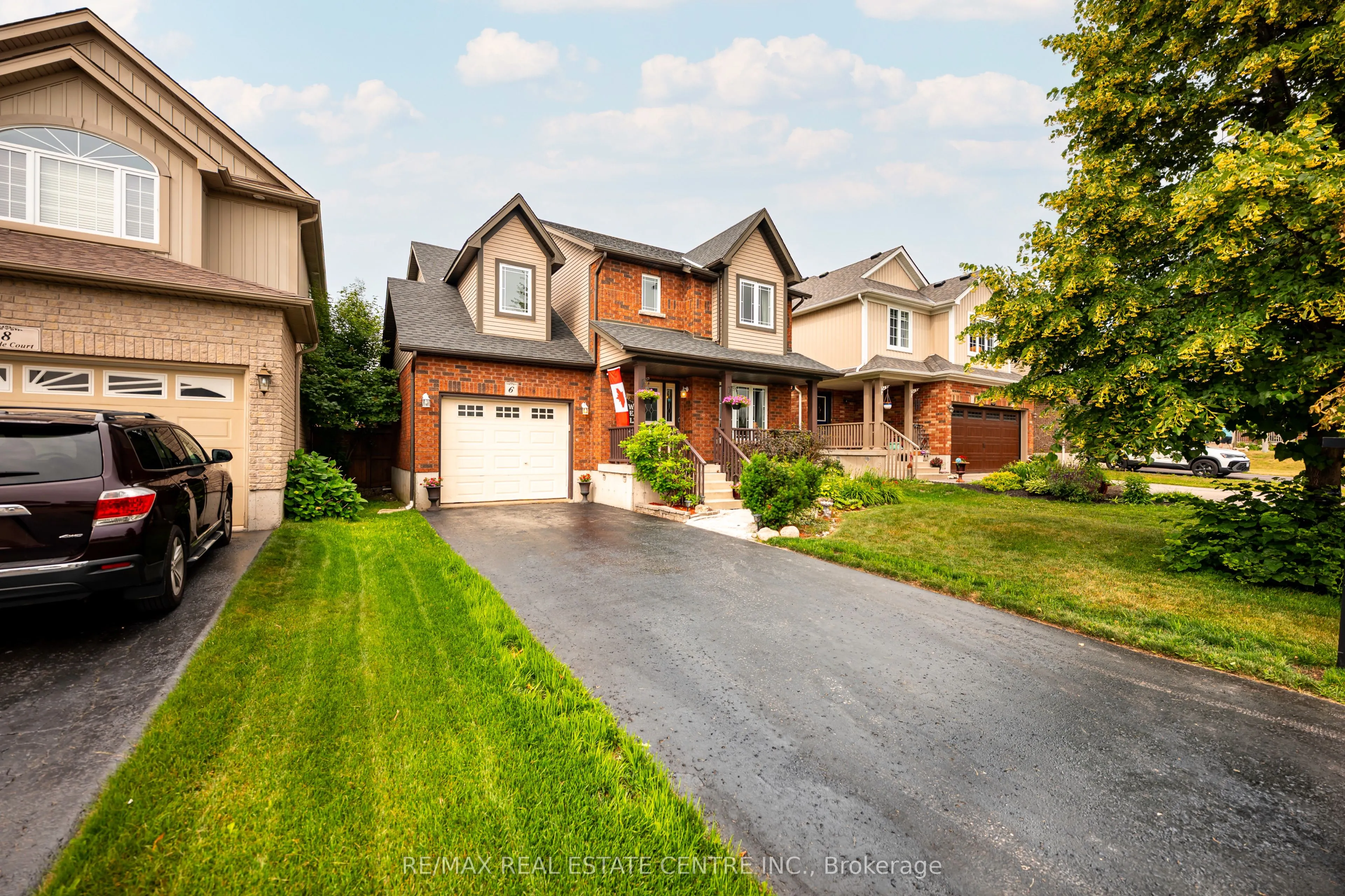 6 Maude Court