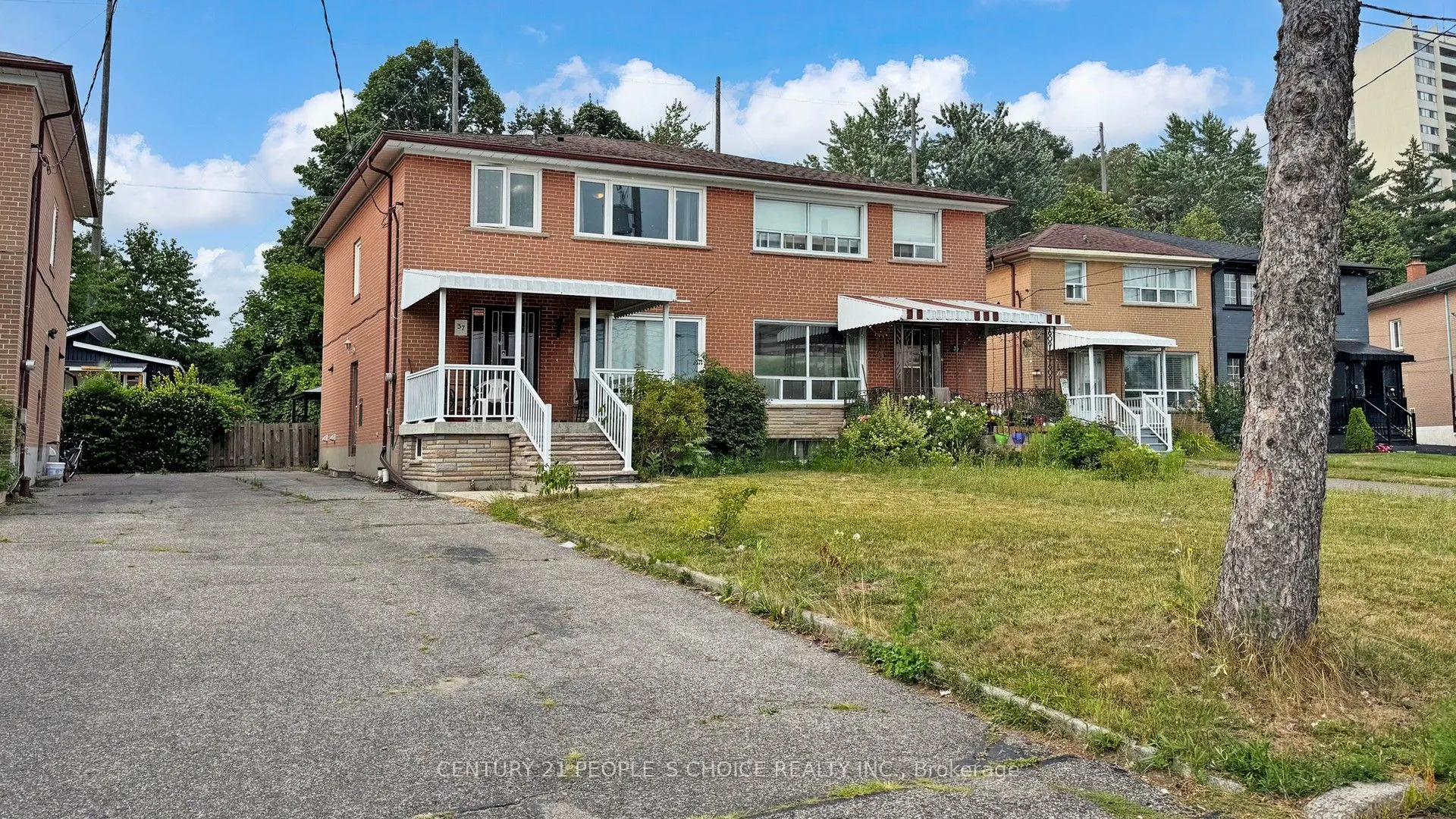 37 Foxrun Avenue