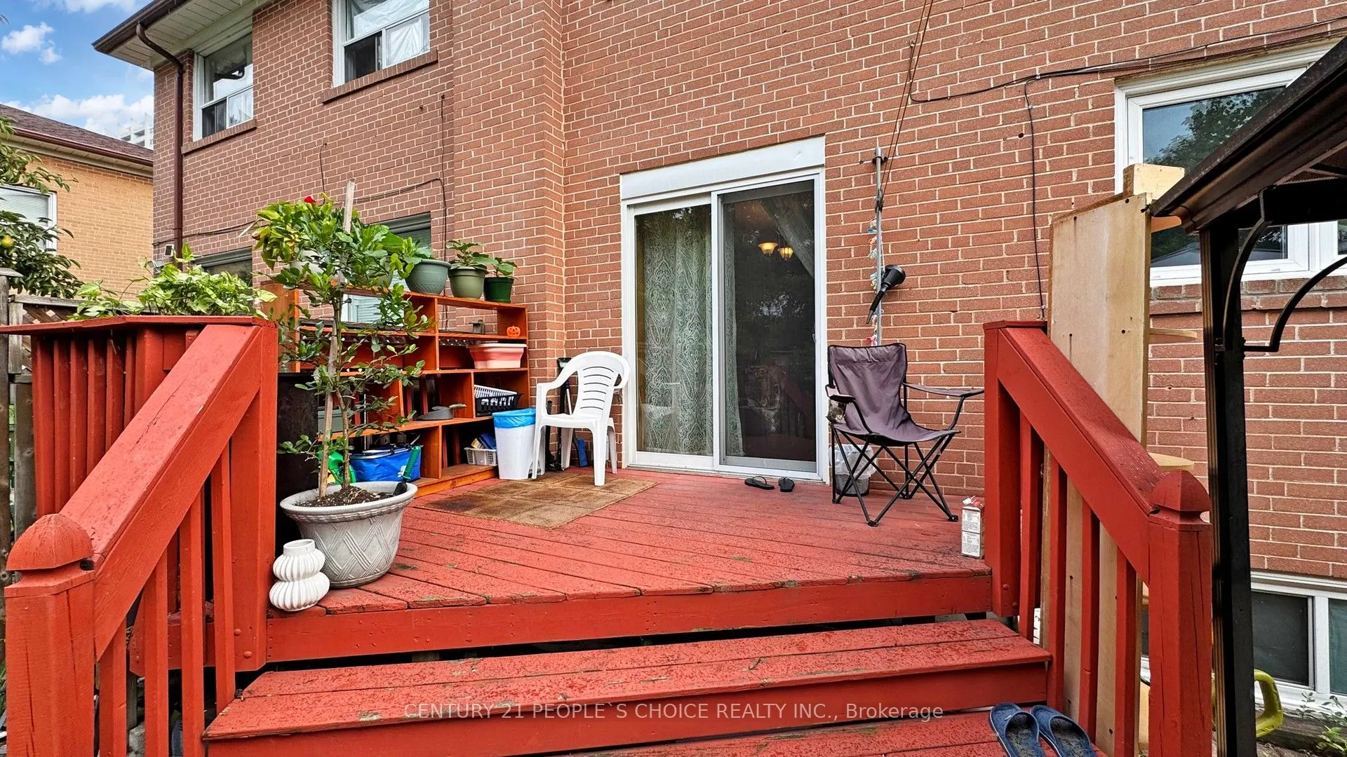 37 Foxrun Avenue