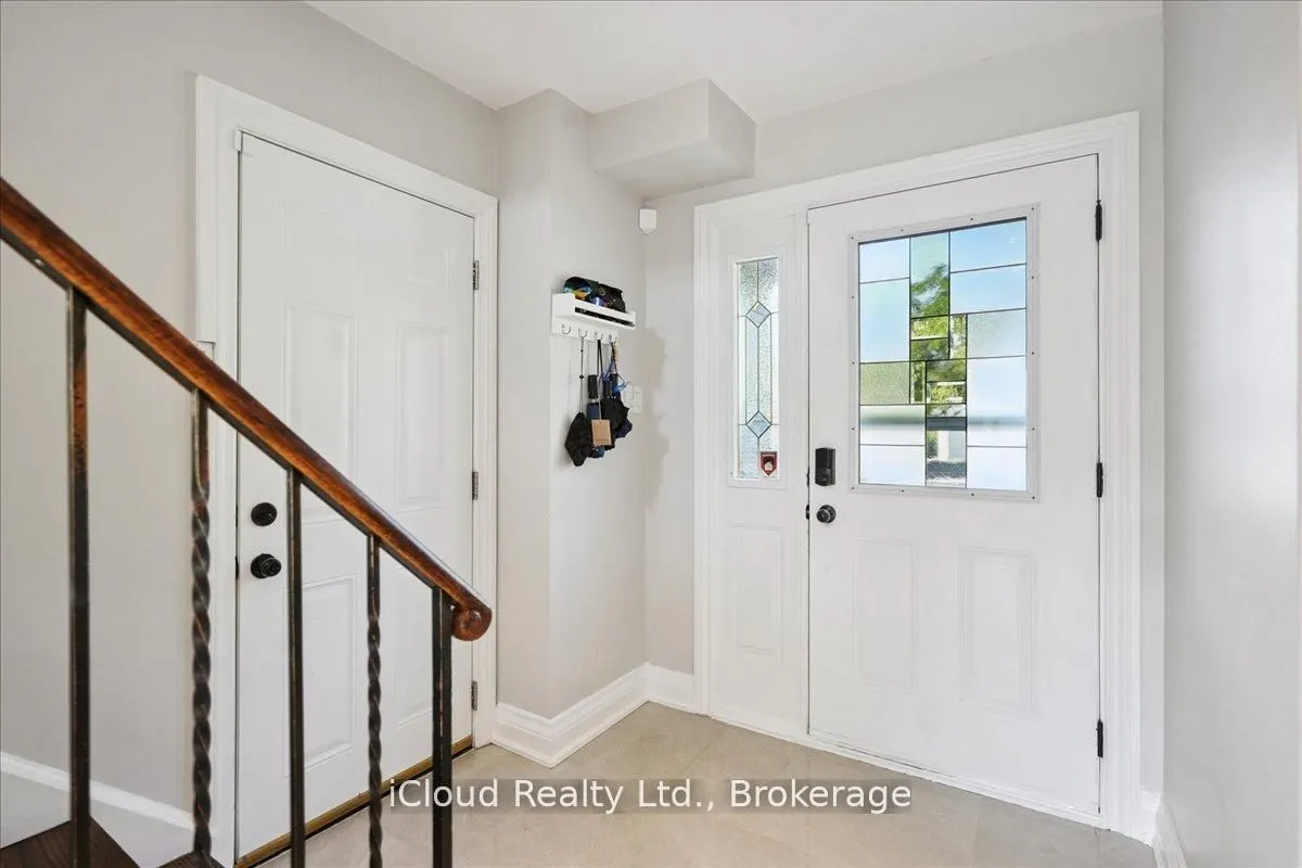 2224 Thorn Lodge Drive