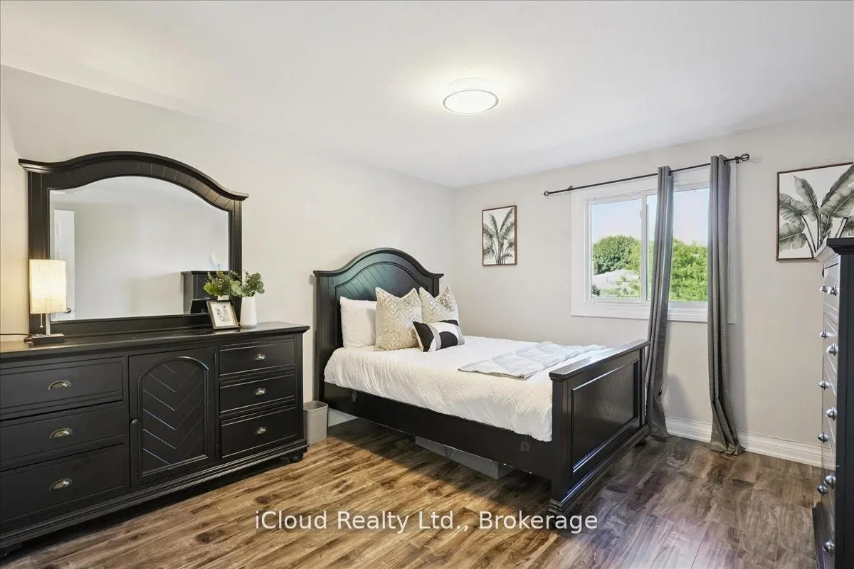 2224 Thorn Lodge Drive