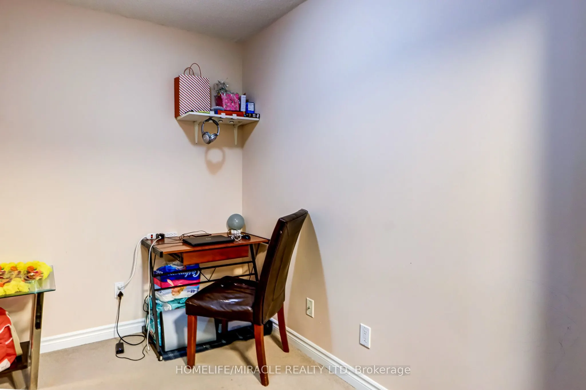 335 Rathburn Road W, #1002