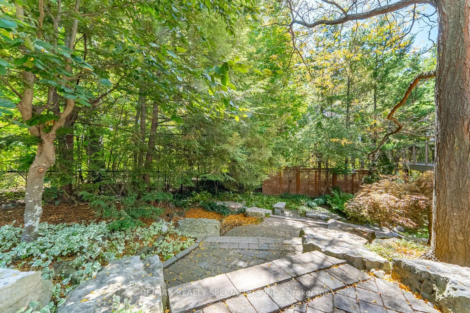 1227 Riverbank Way