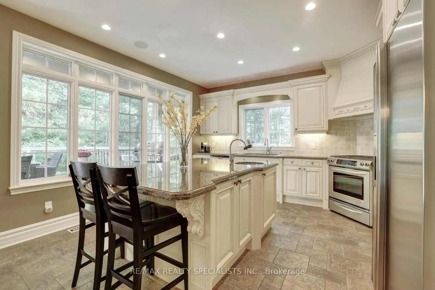 1227 Riverbank Way