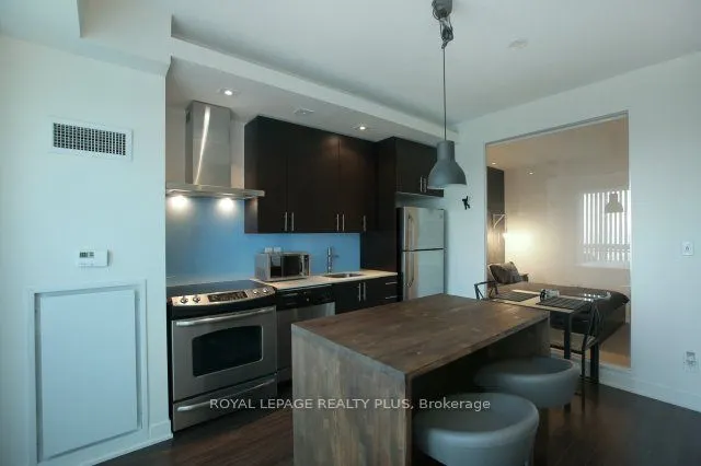 165 Legion Road N, #2231