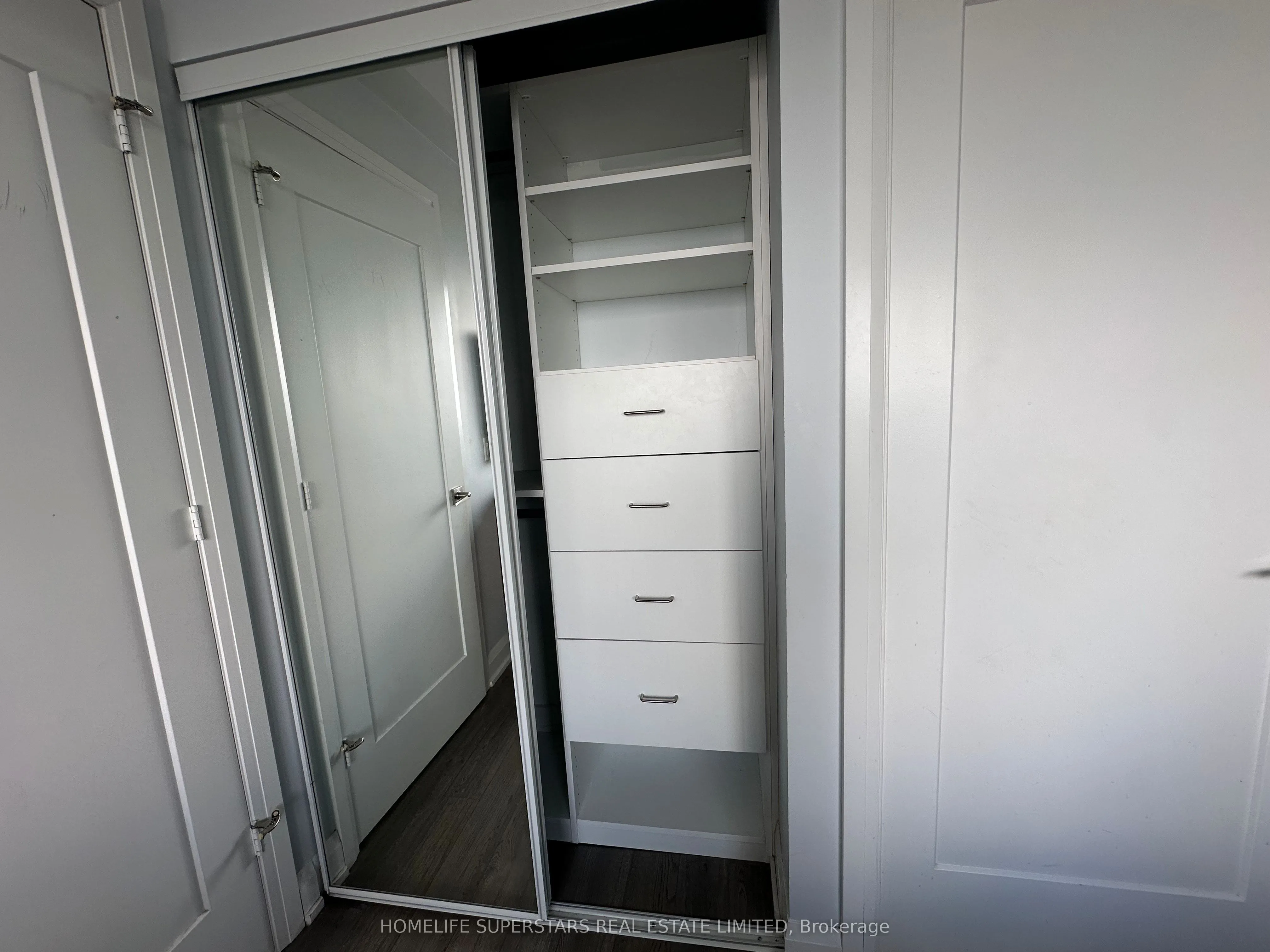56 Annie Craig Drive, #3508