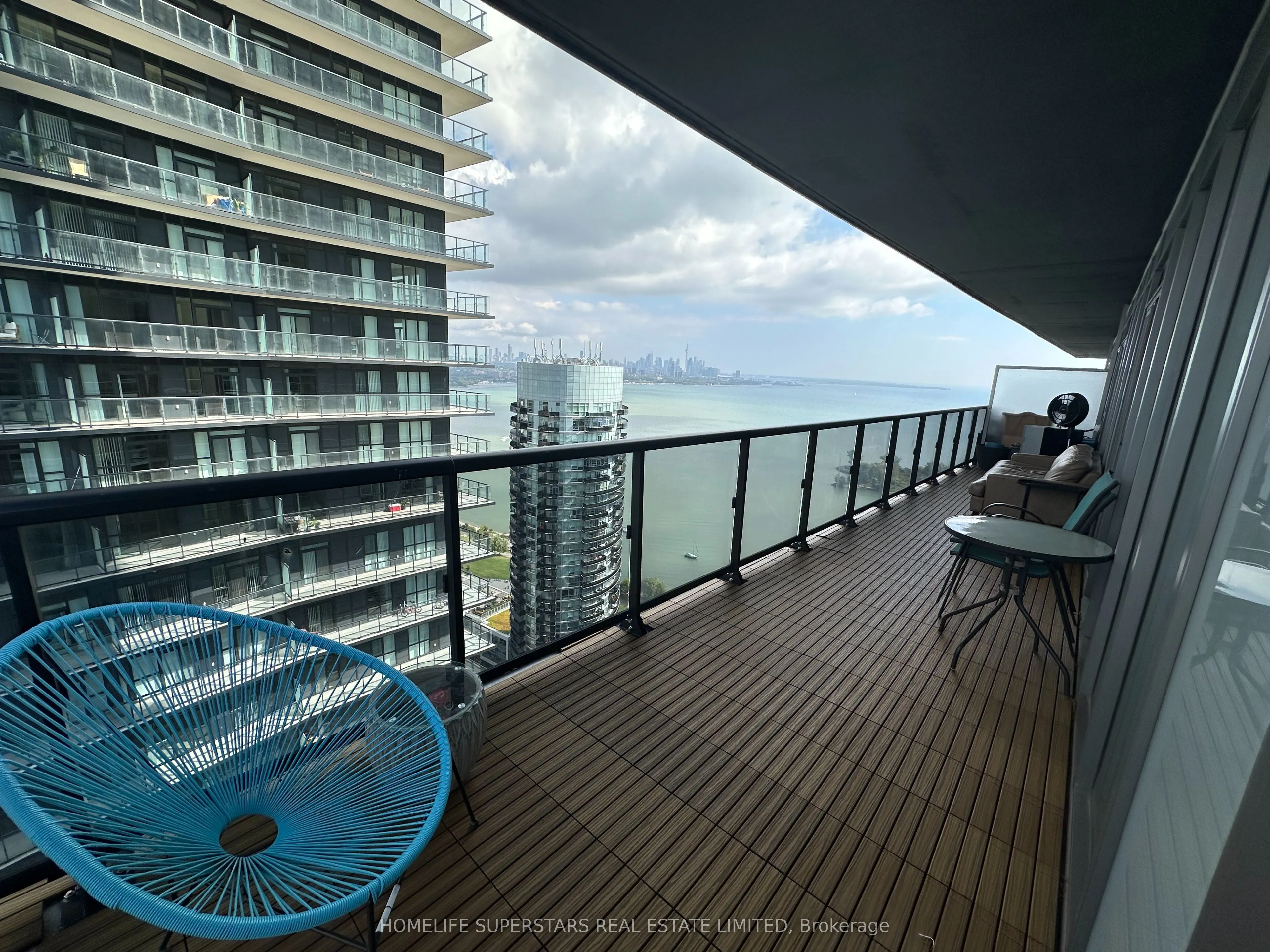 56 Annie Craig Drive, #3508