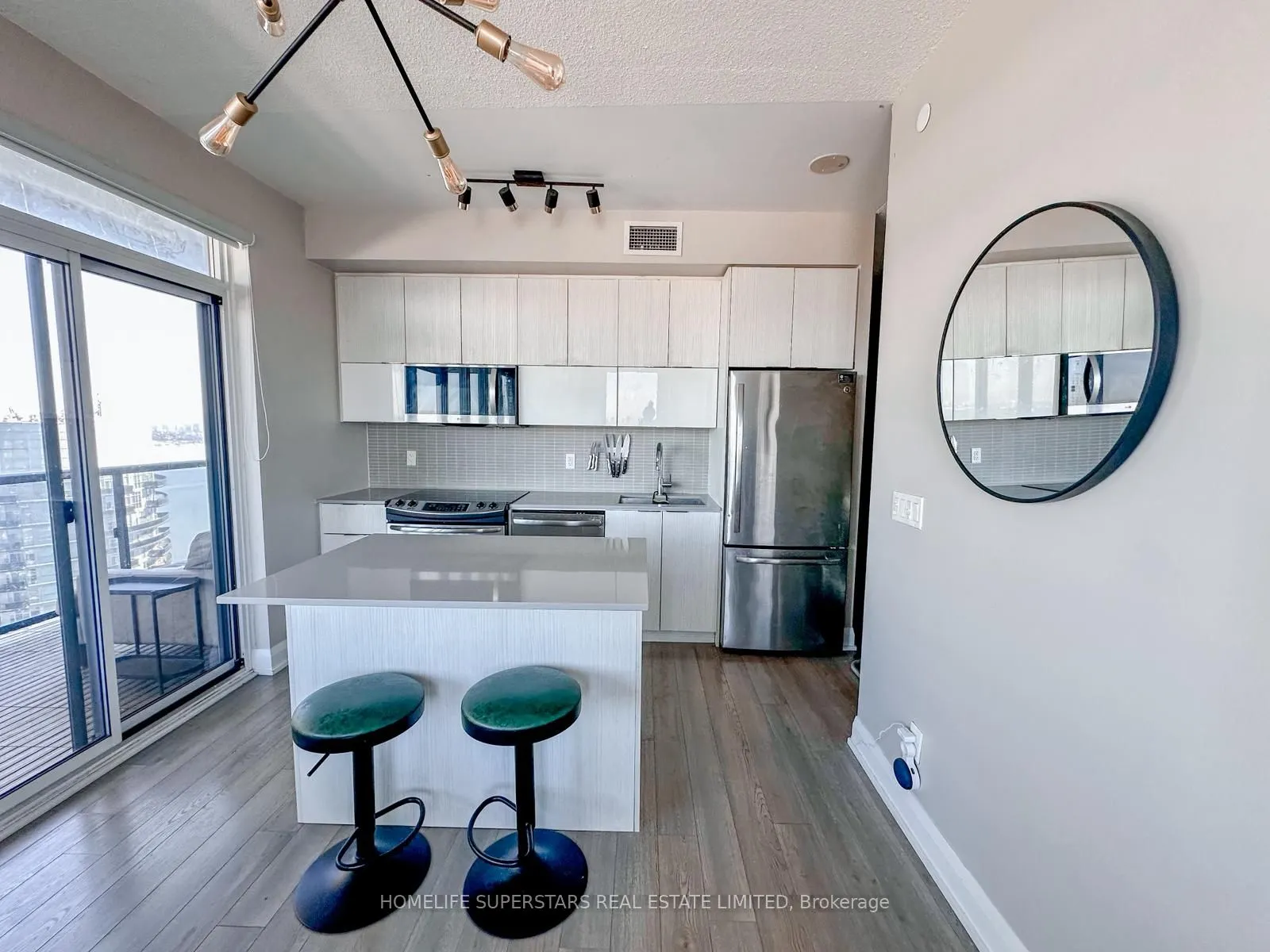 56 Annie Craig Drive, #3508
