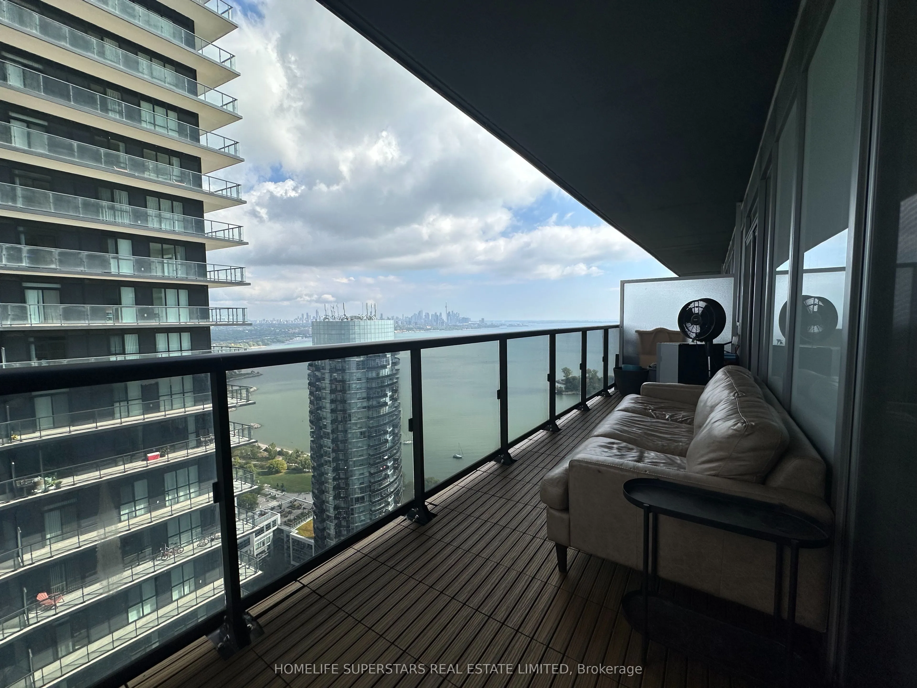 56 Annie Craig Drive, #3508