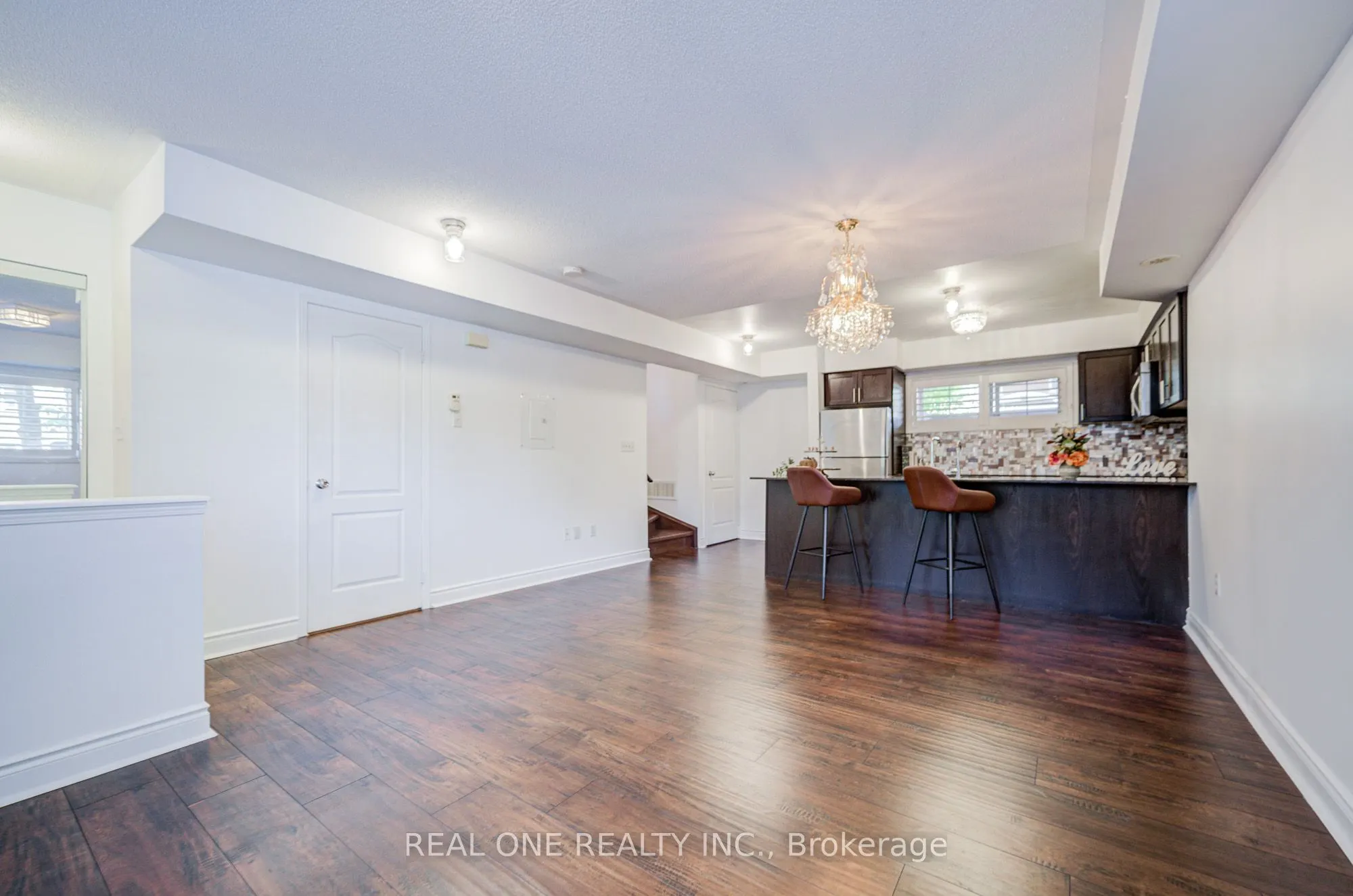 2480 Post Road, #29