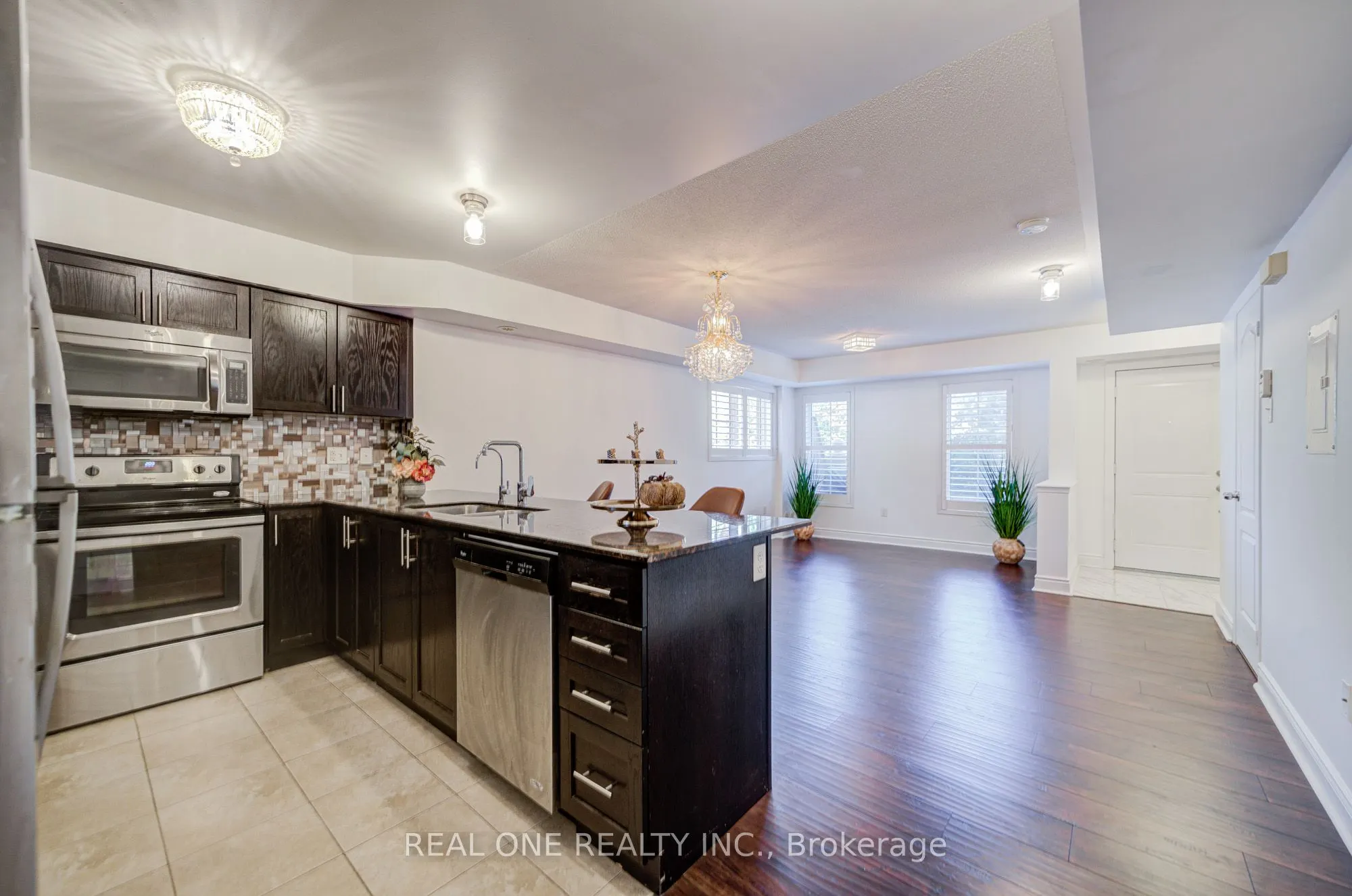 2480 Post Road, #29