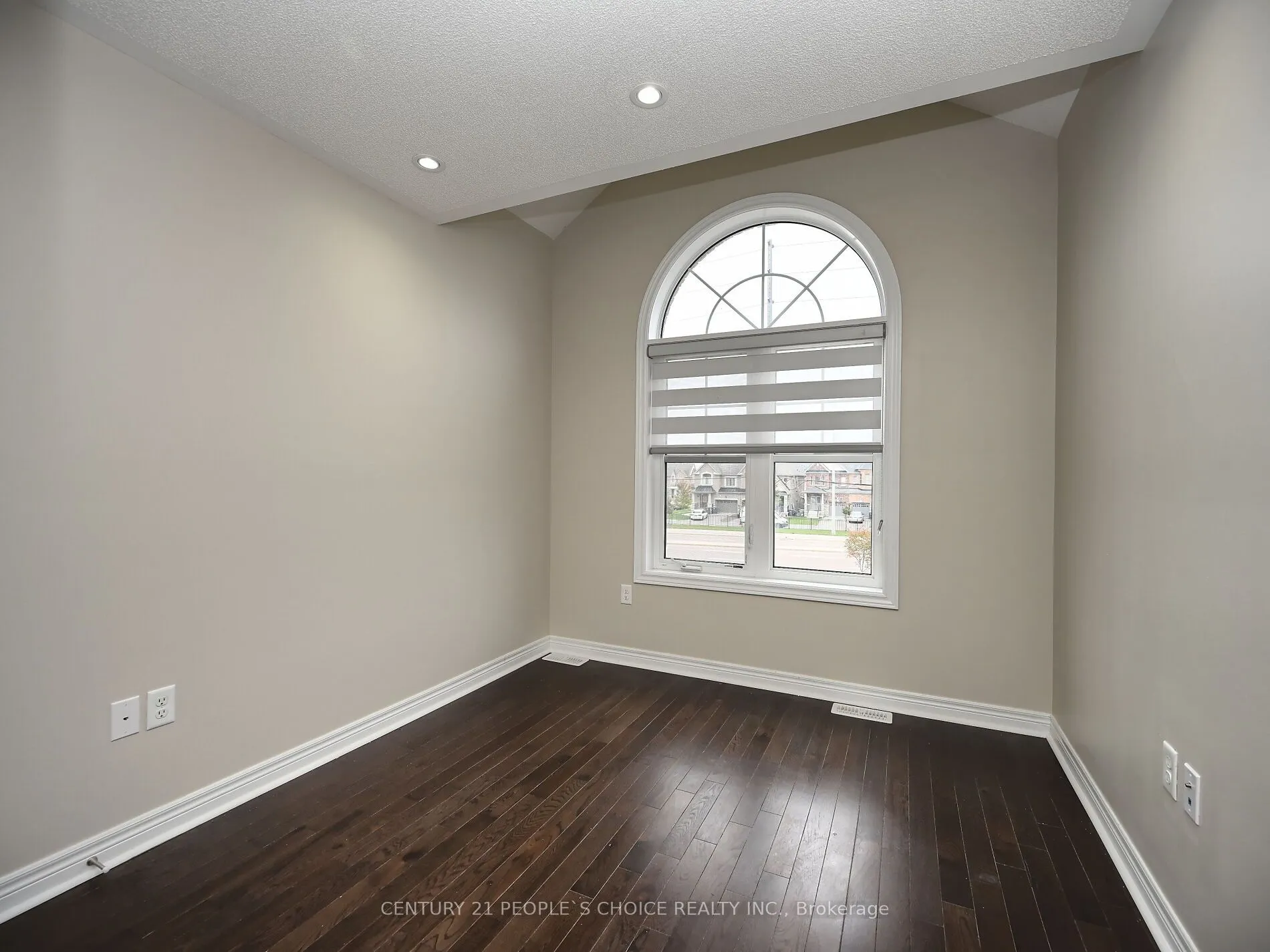 39 Pearman Crescent