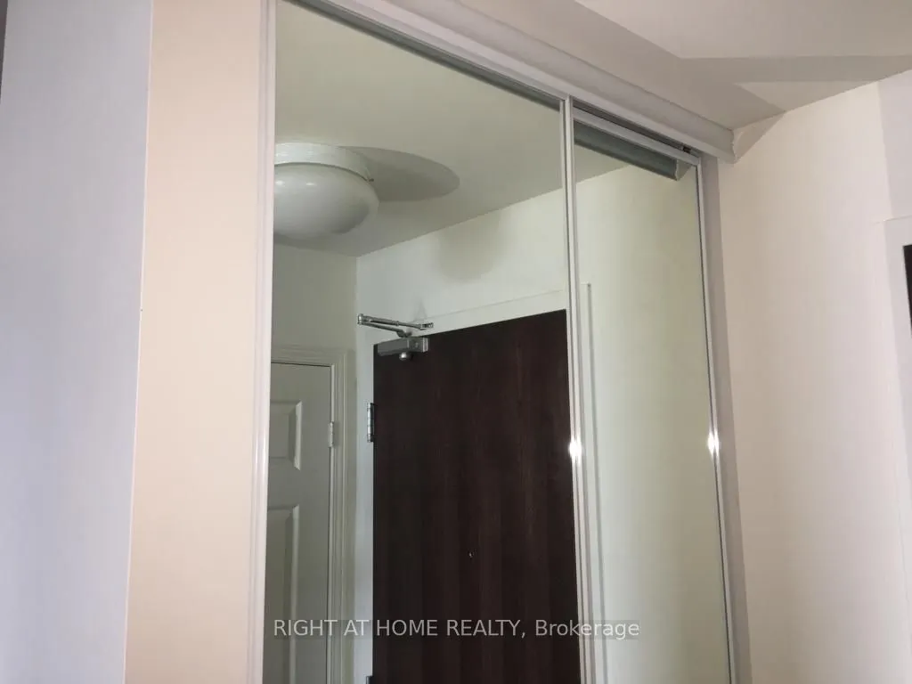 339 Rathburn Road W, #2208