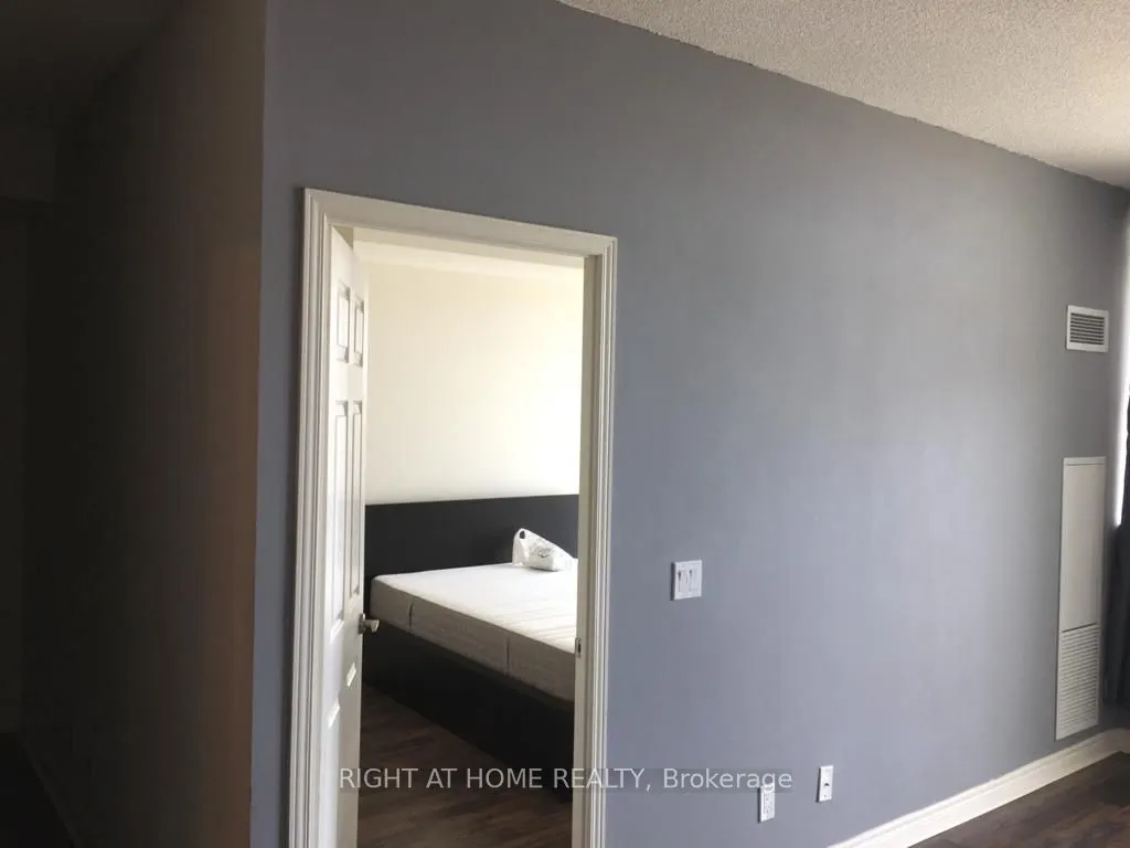 339 Rathburn Road W, #2208