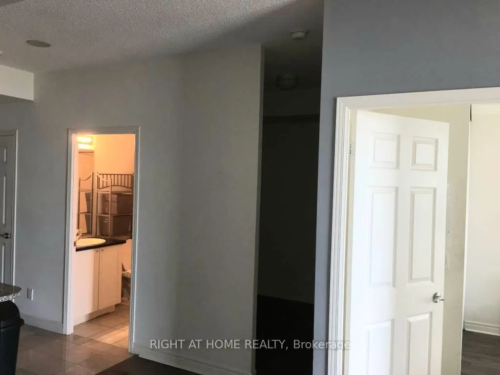 339 Rathburn Road W, #2208