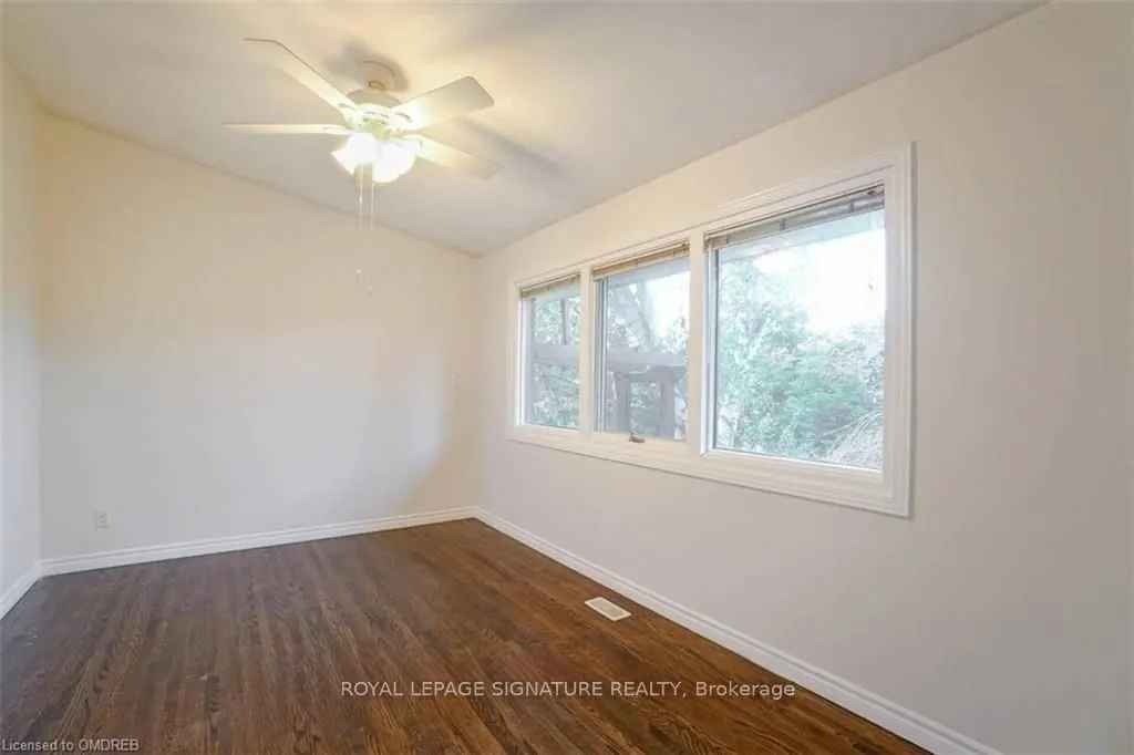 14 BURNHAMTHORPE Road W, #(MAIN)