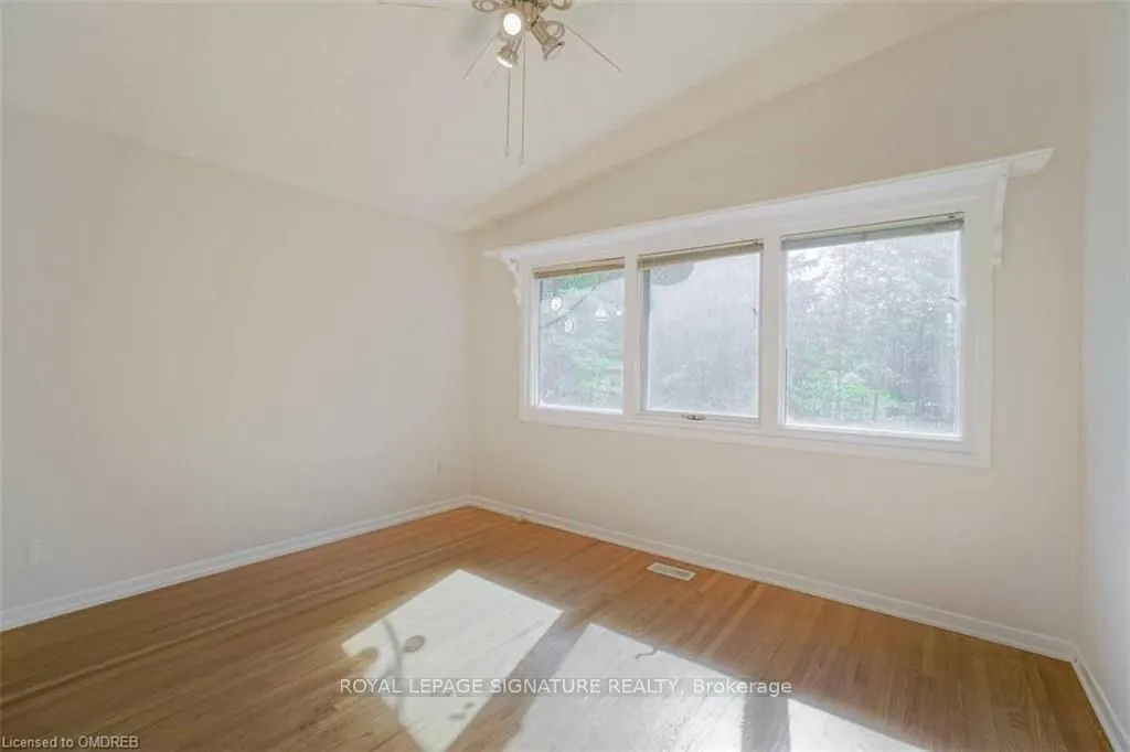 14 BURNHAMTHORPE Road W, #(MAIN)