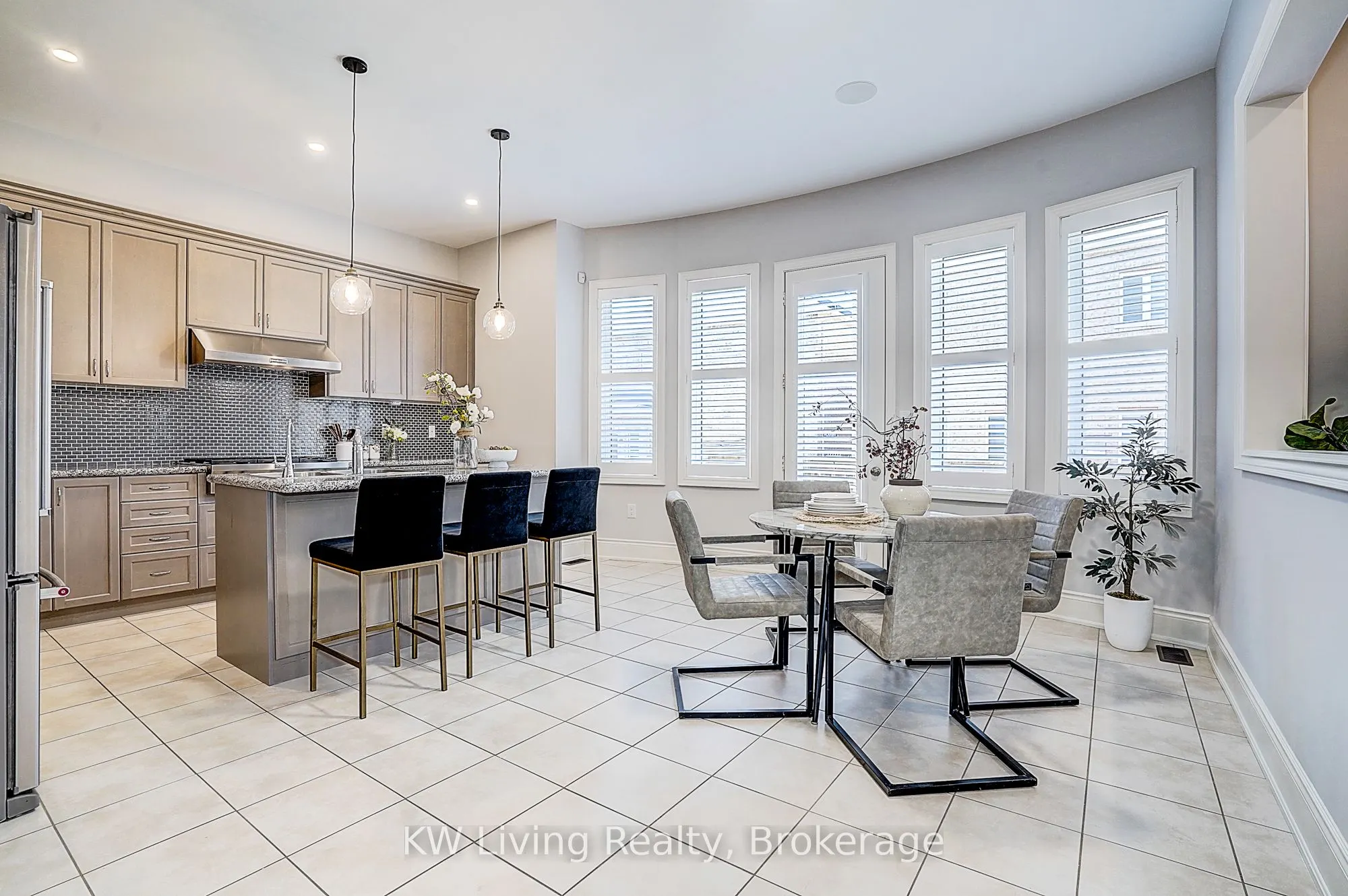3228 Meadow Marsh Crescent