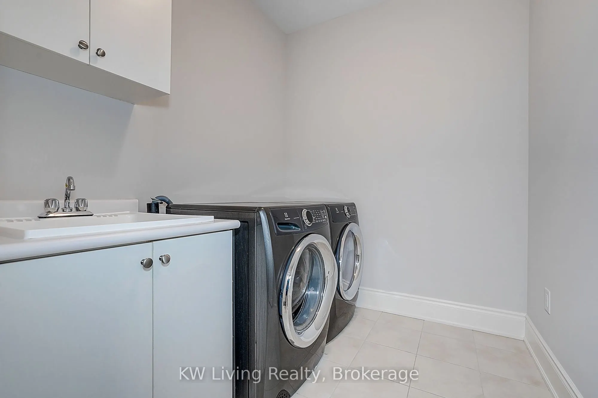 3228 Meadow Marsh Crescent