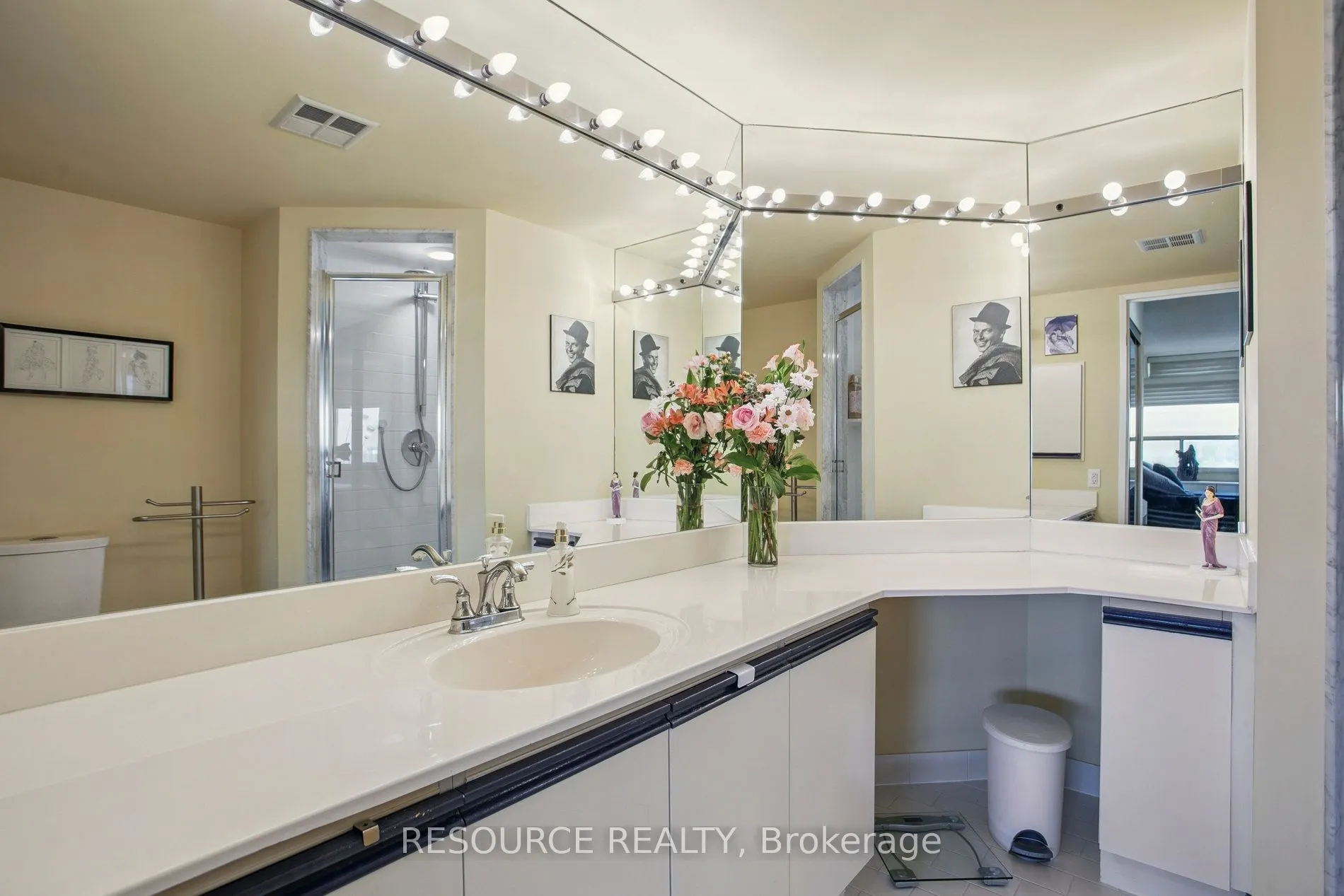 1320 Islington Avenue, #2001