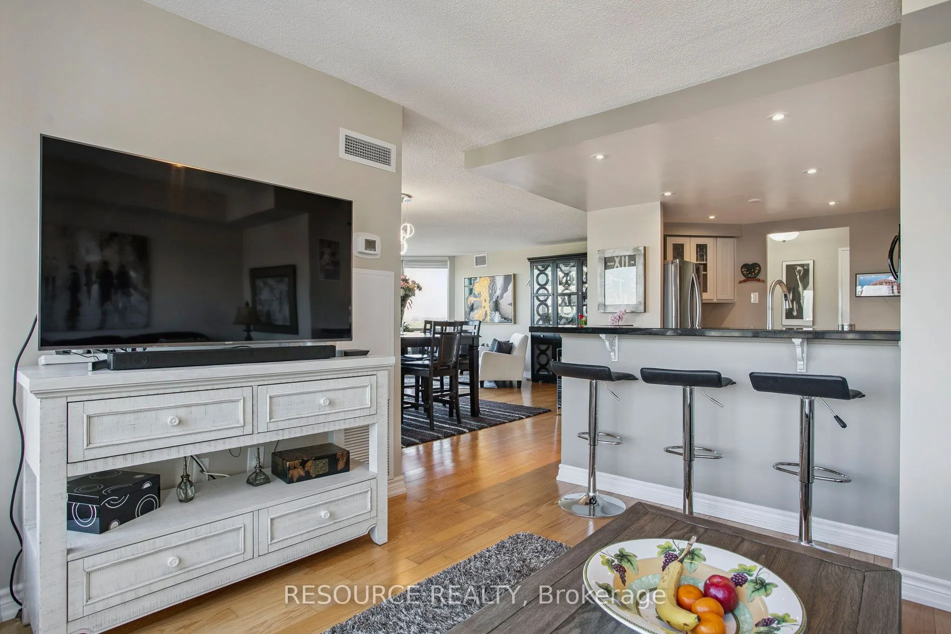 1320 Islington Avenue, #2001