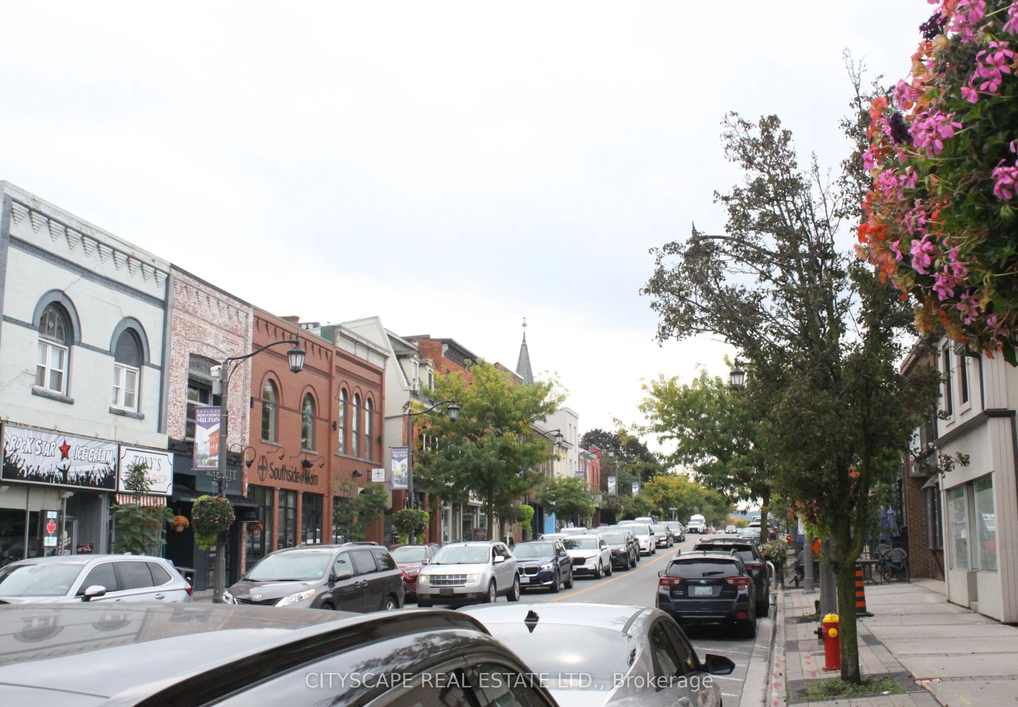 220 Main Street E