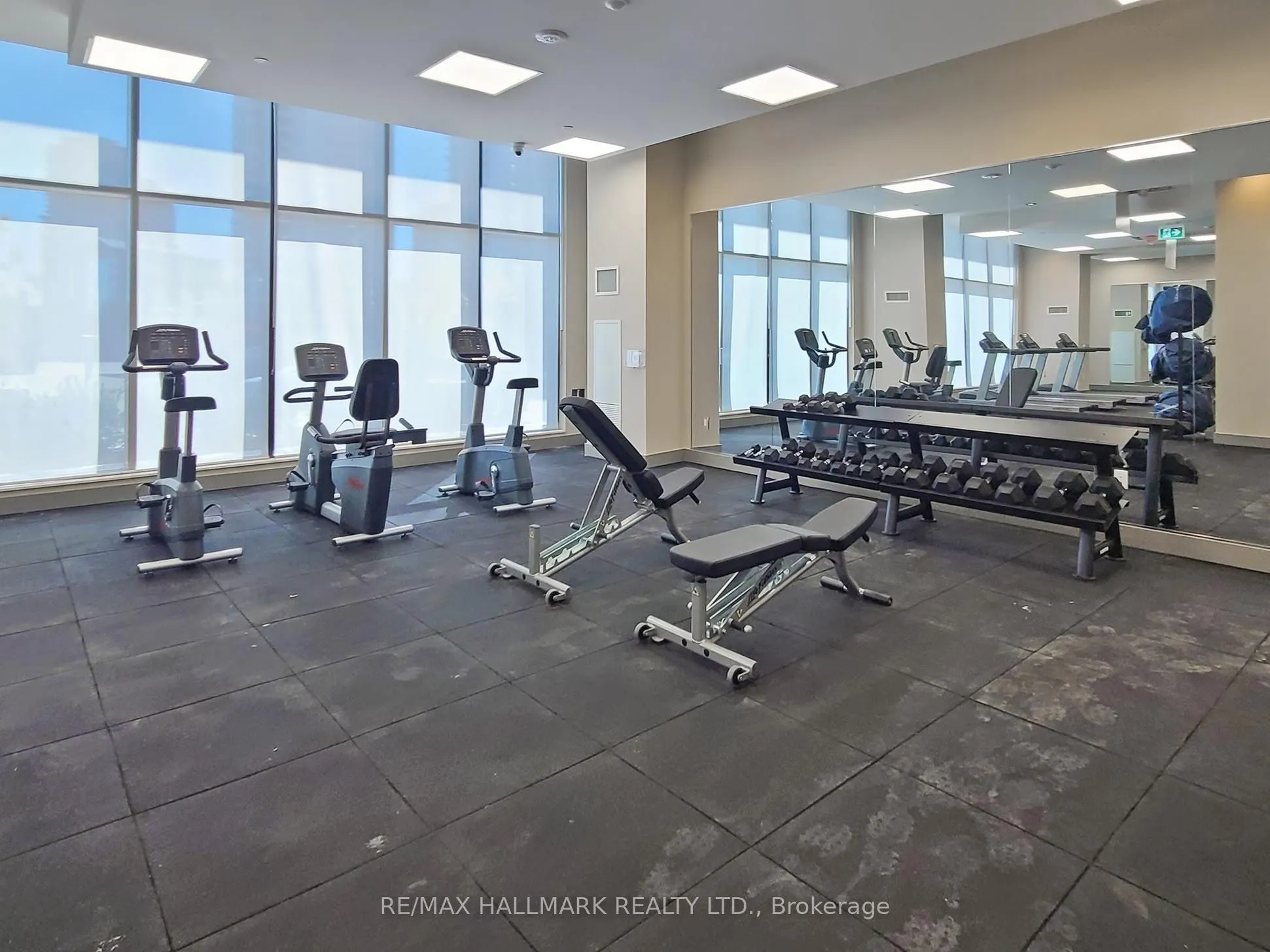 15 Watergarden Dr Drive, #303