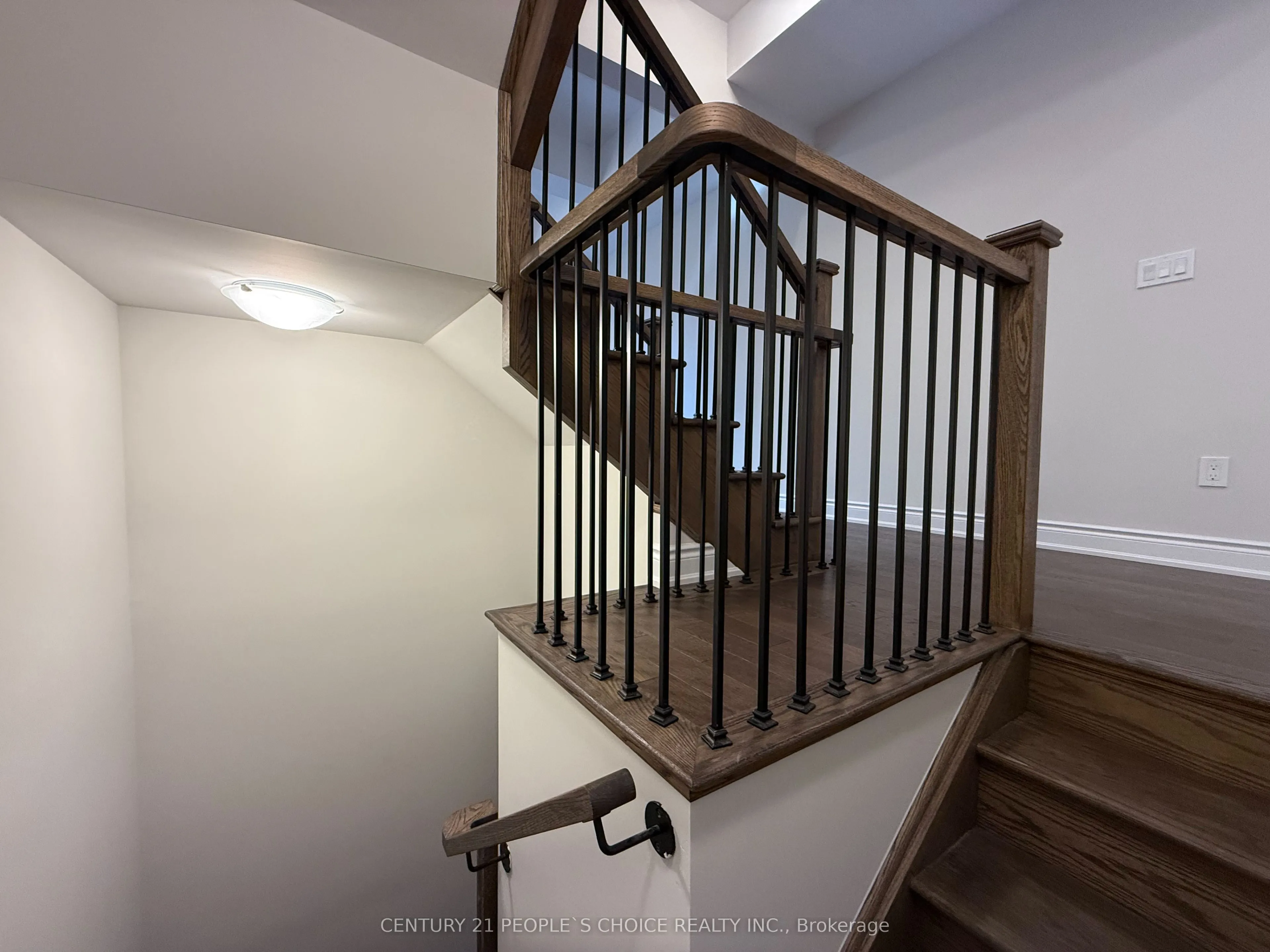 1226 Anthonia Trail E