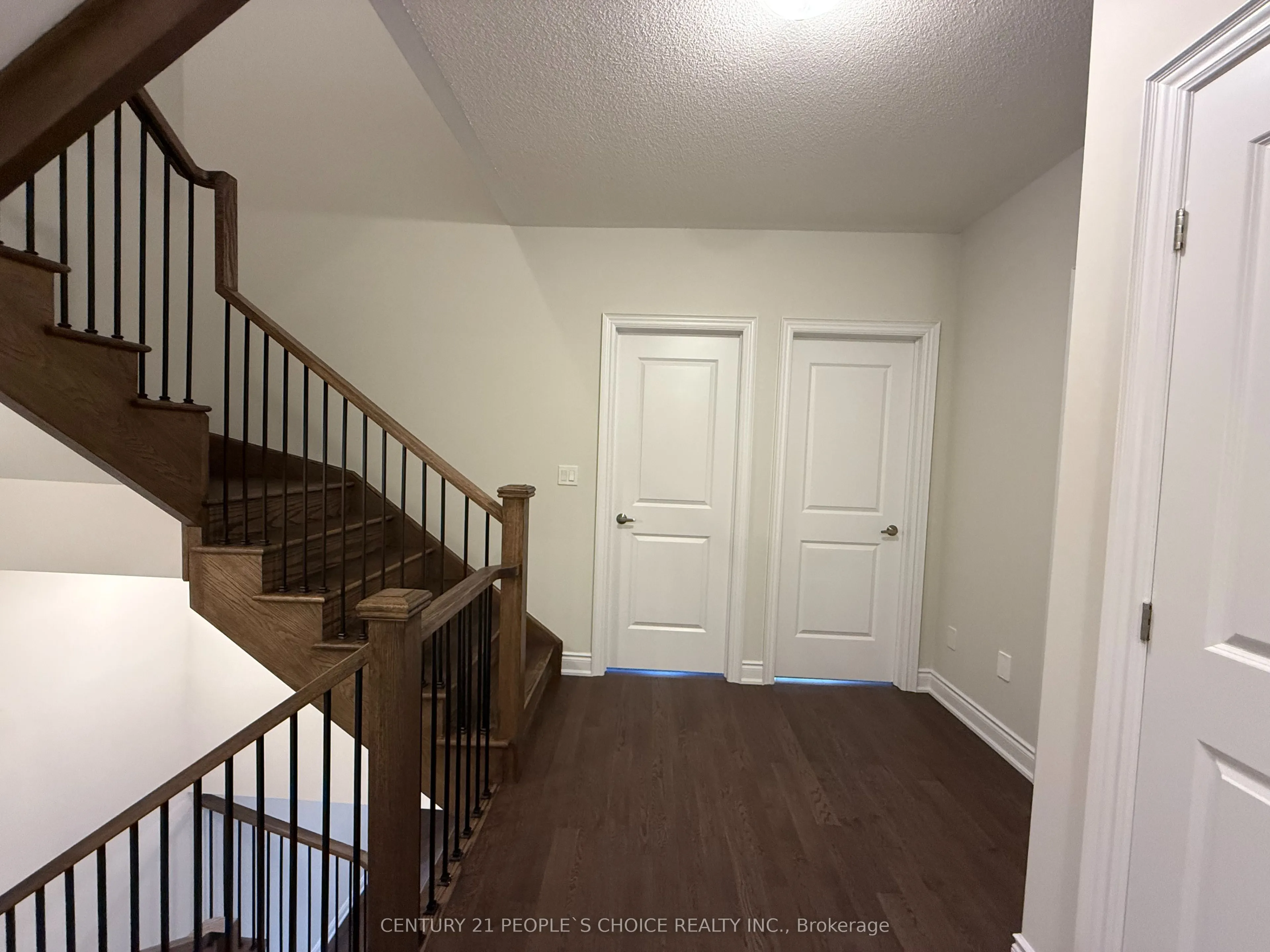 1226 Anthonia Trail E