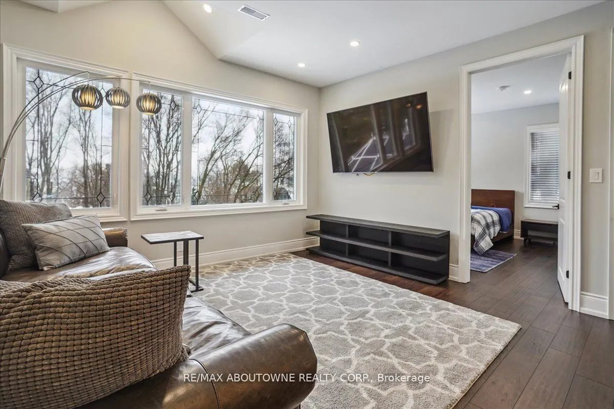 332 Shoreview Road