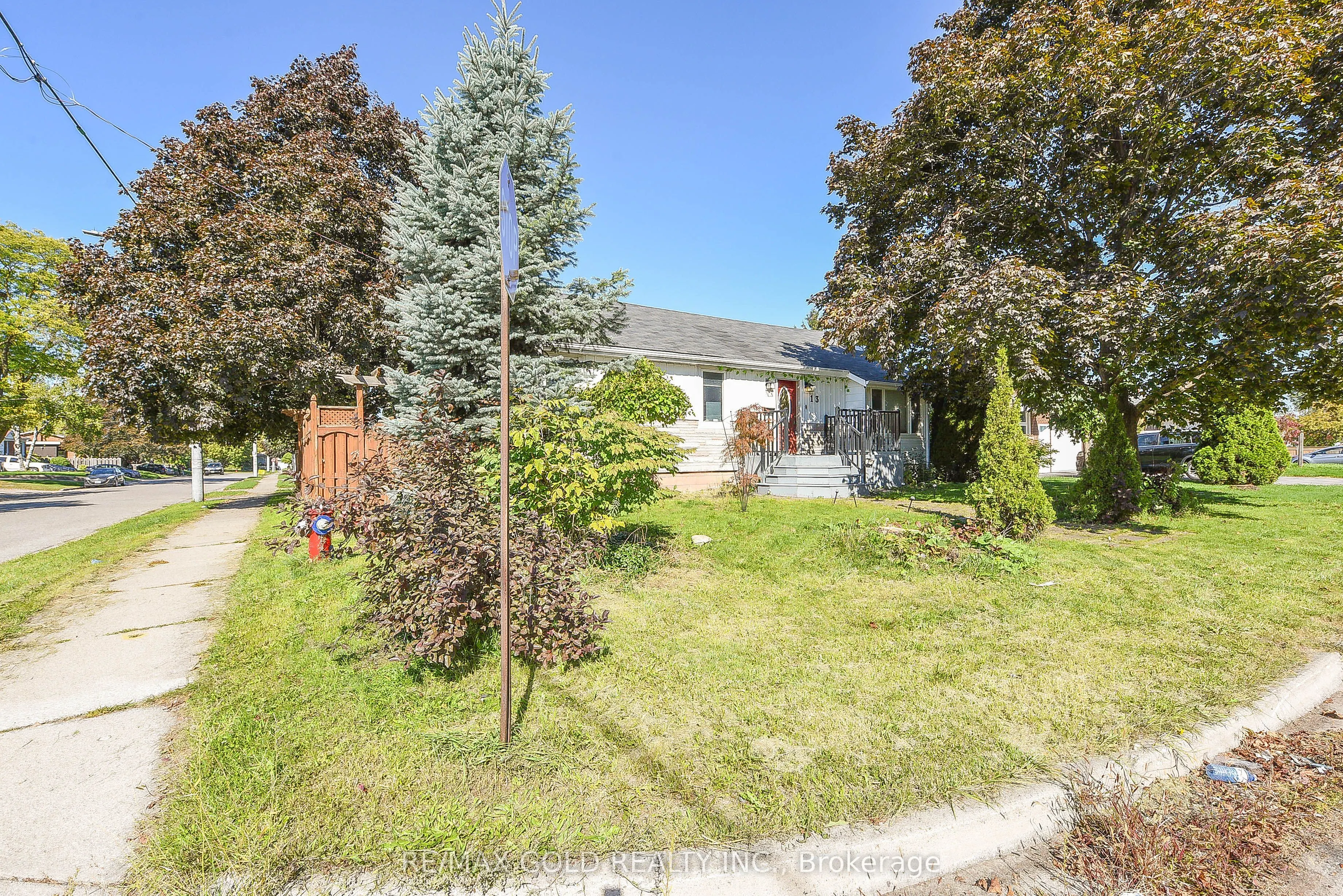 13 Foster Road