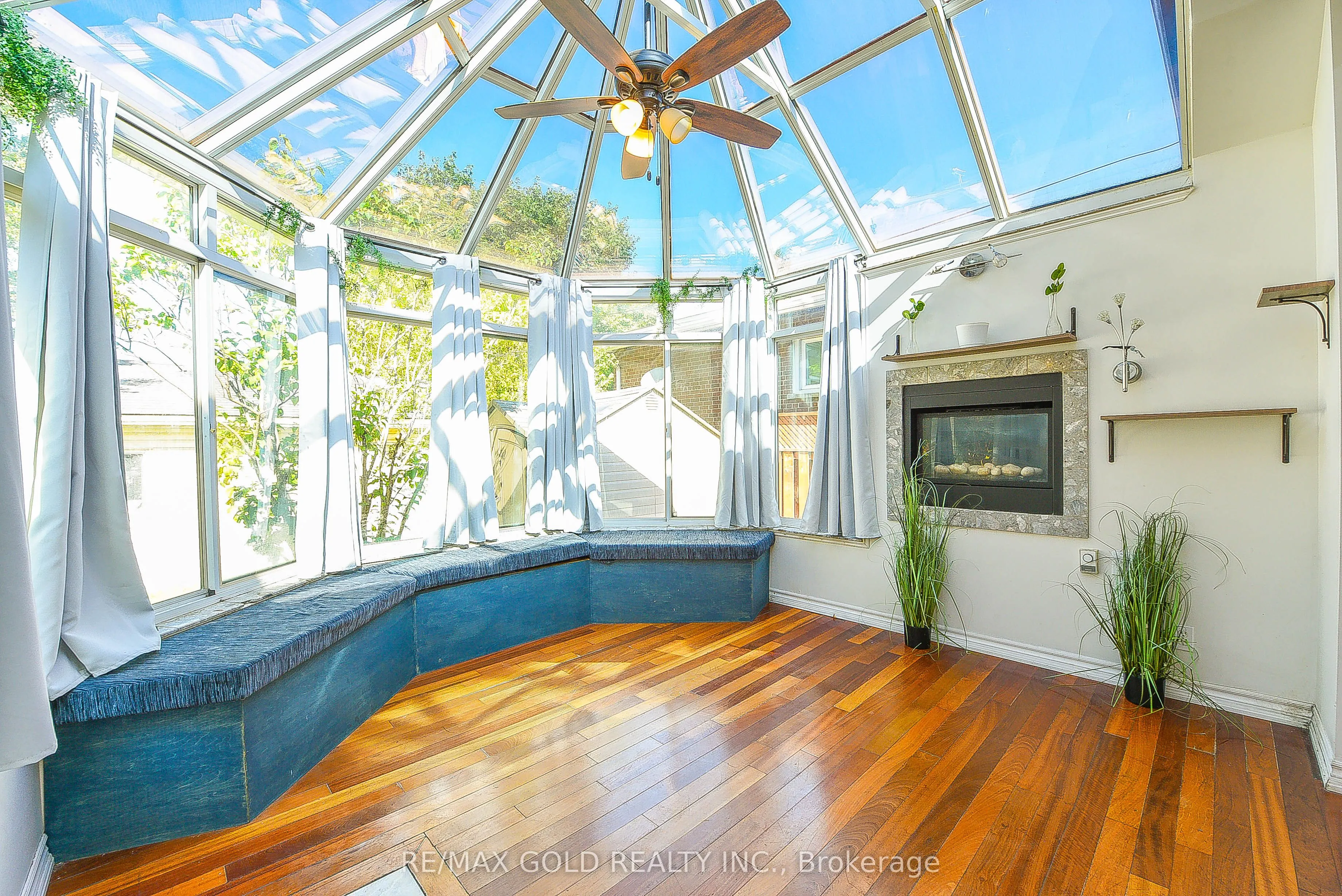 13 Foster Road