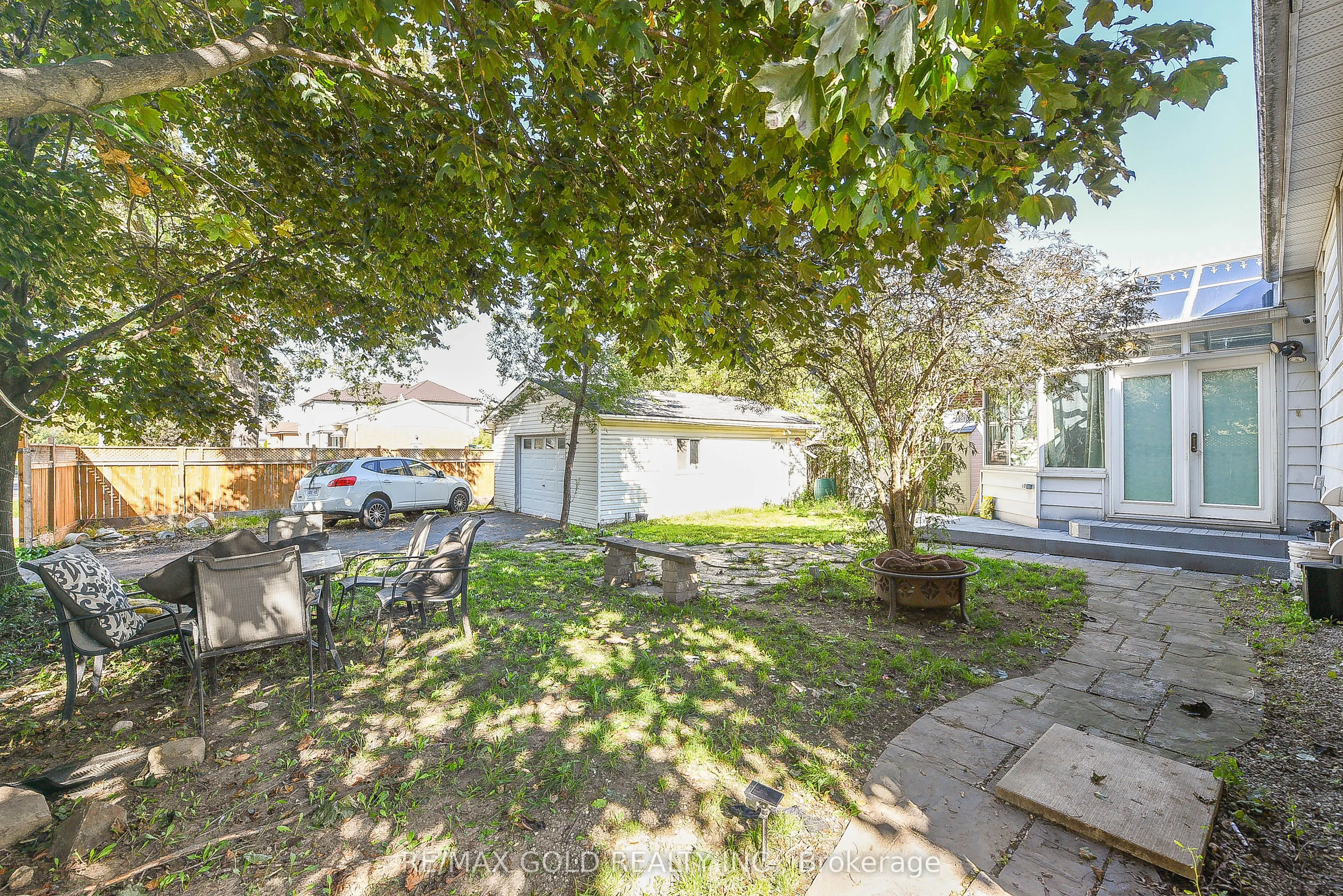 13 Foster Road