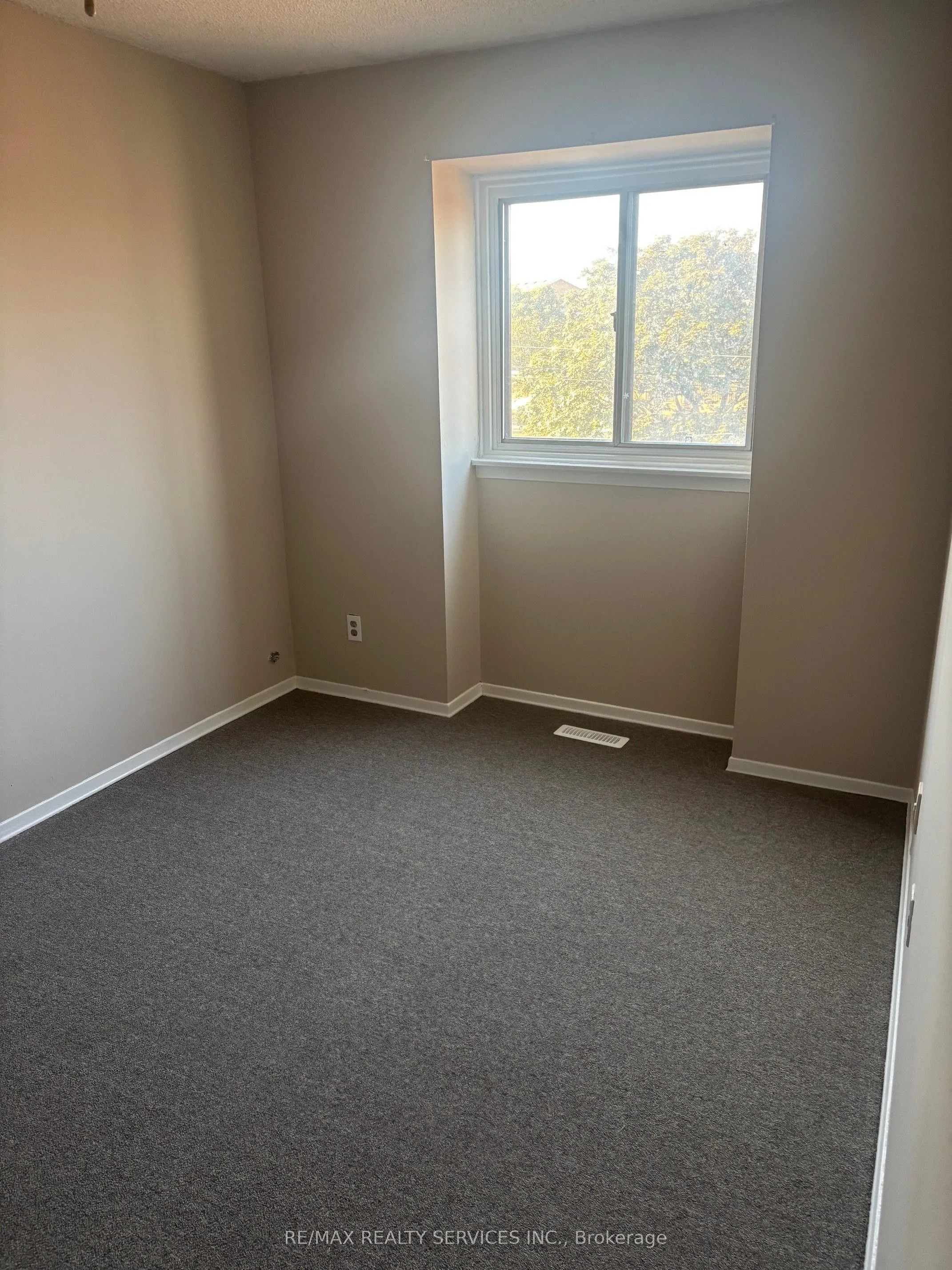 119 Moregate Crescent, #119