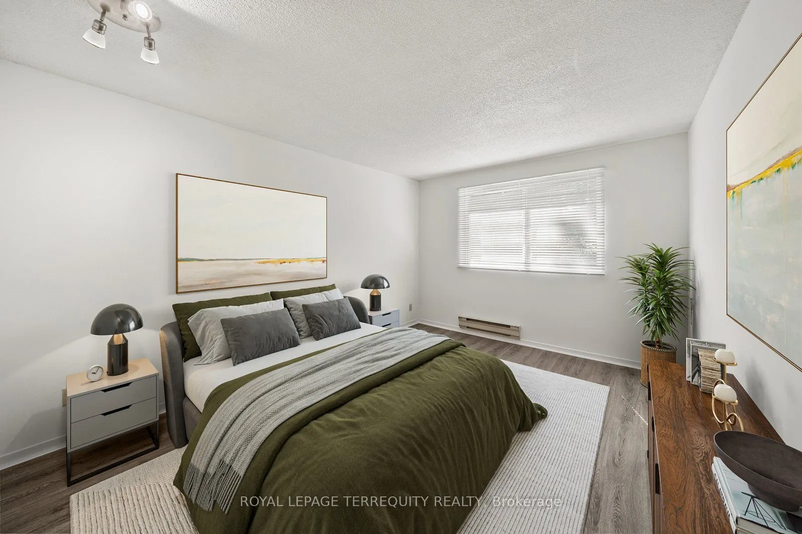 1275 Cornerbrook Place, #208
