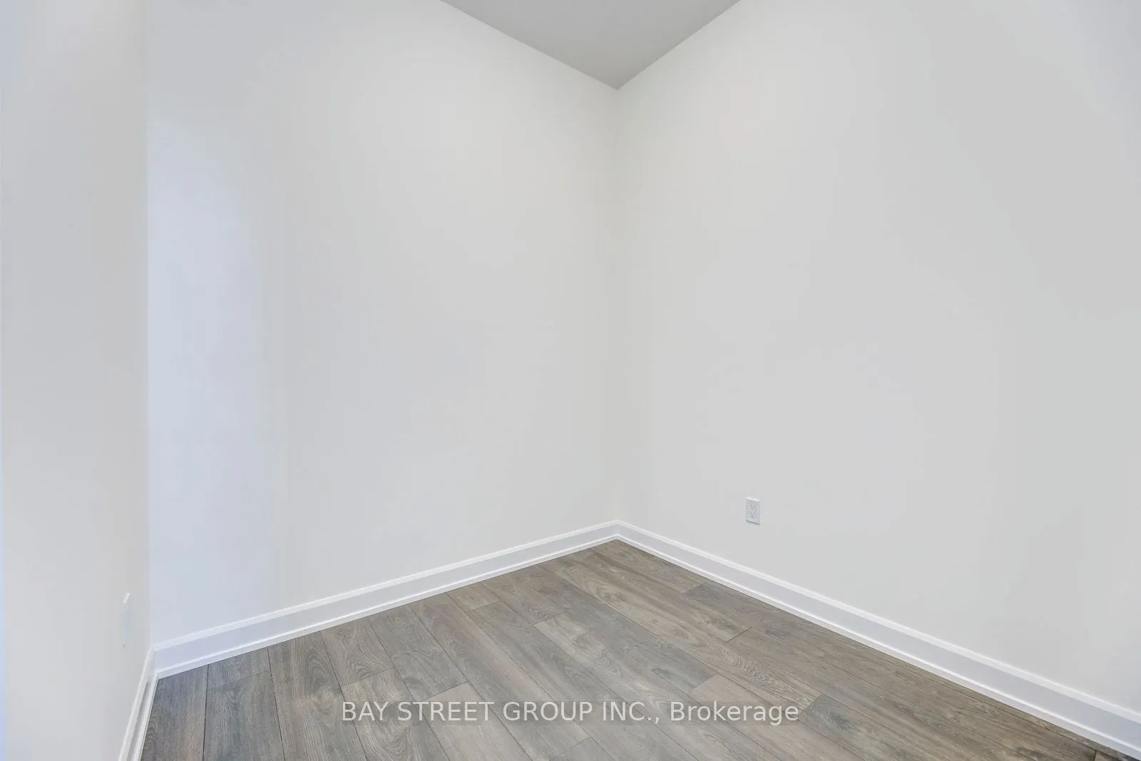 3200 William Coltson Avenue, #204