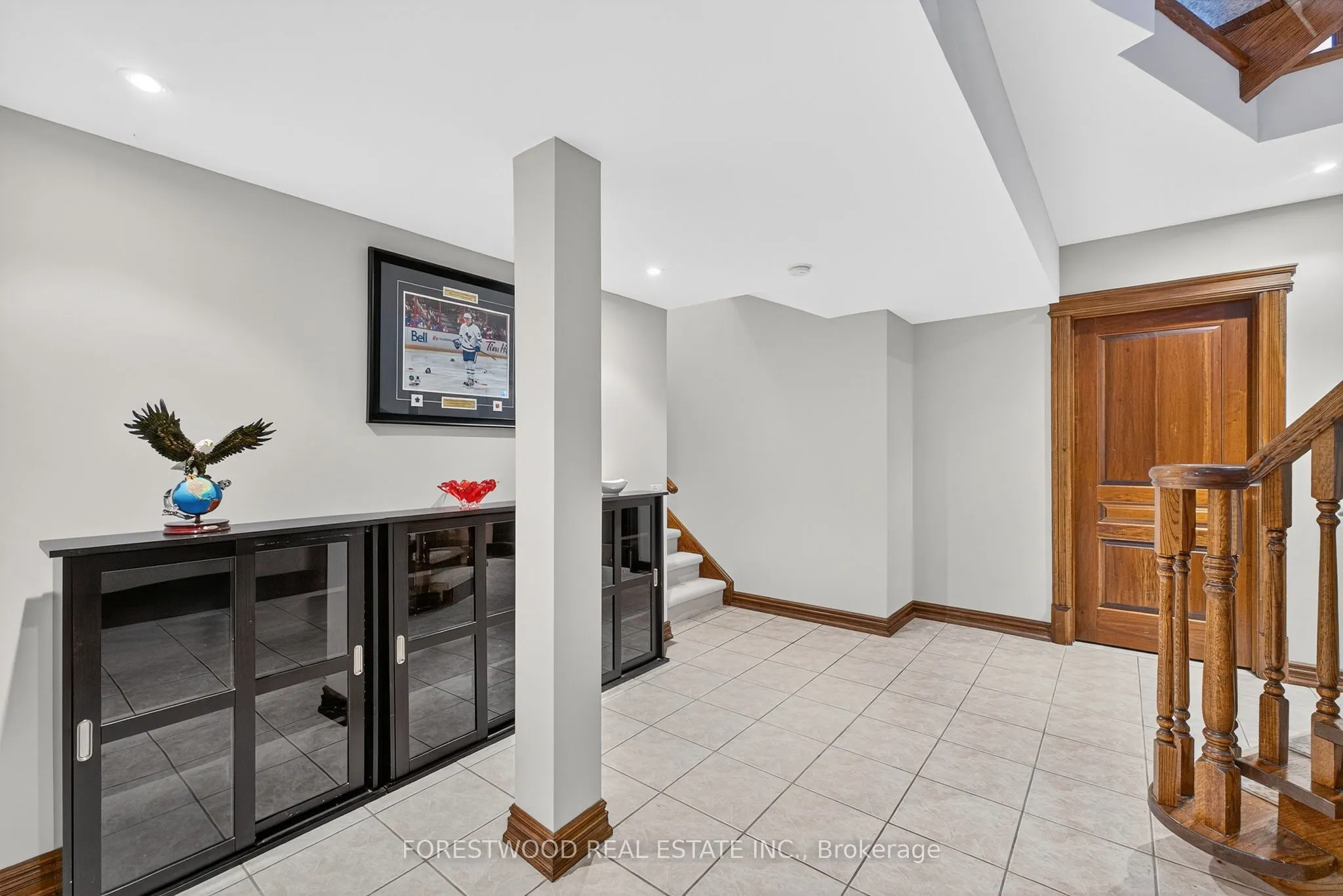 971 Lovingston Crescent