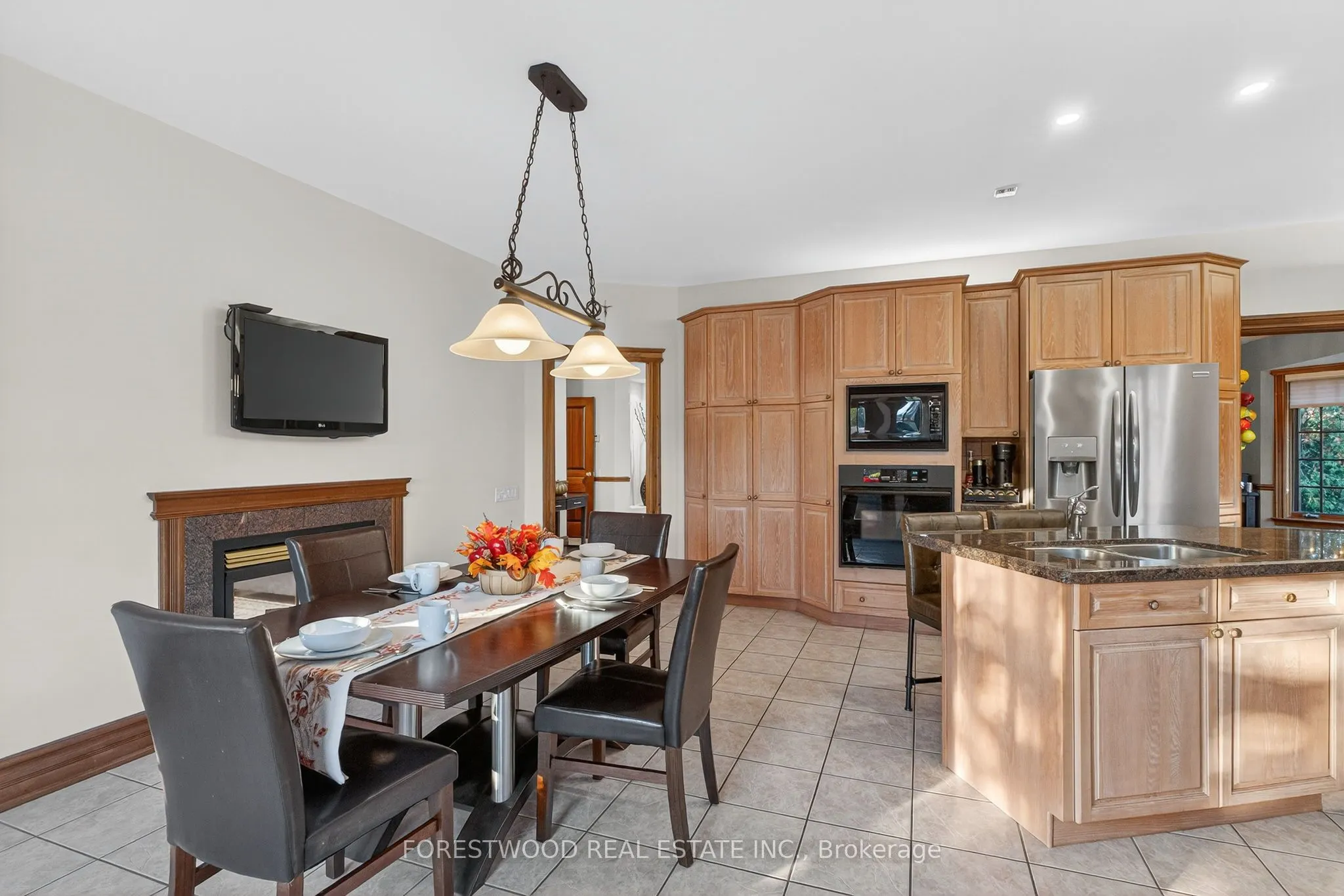 971 Lovingston Crescent