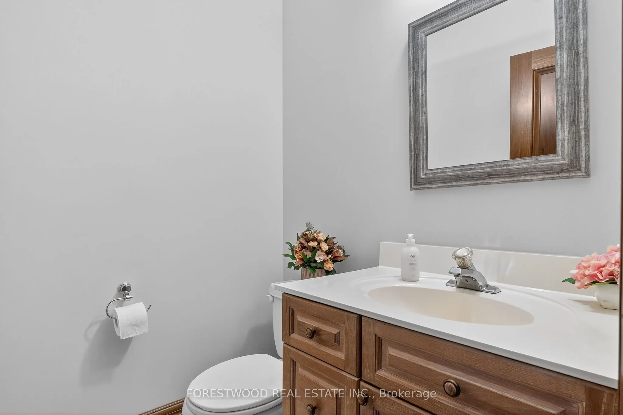 971 Lovingston Crescent