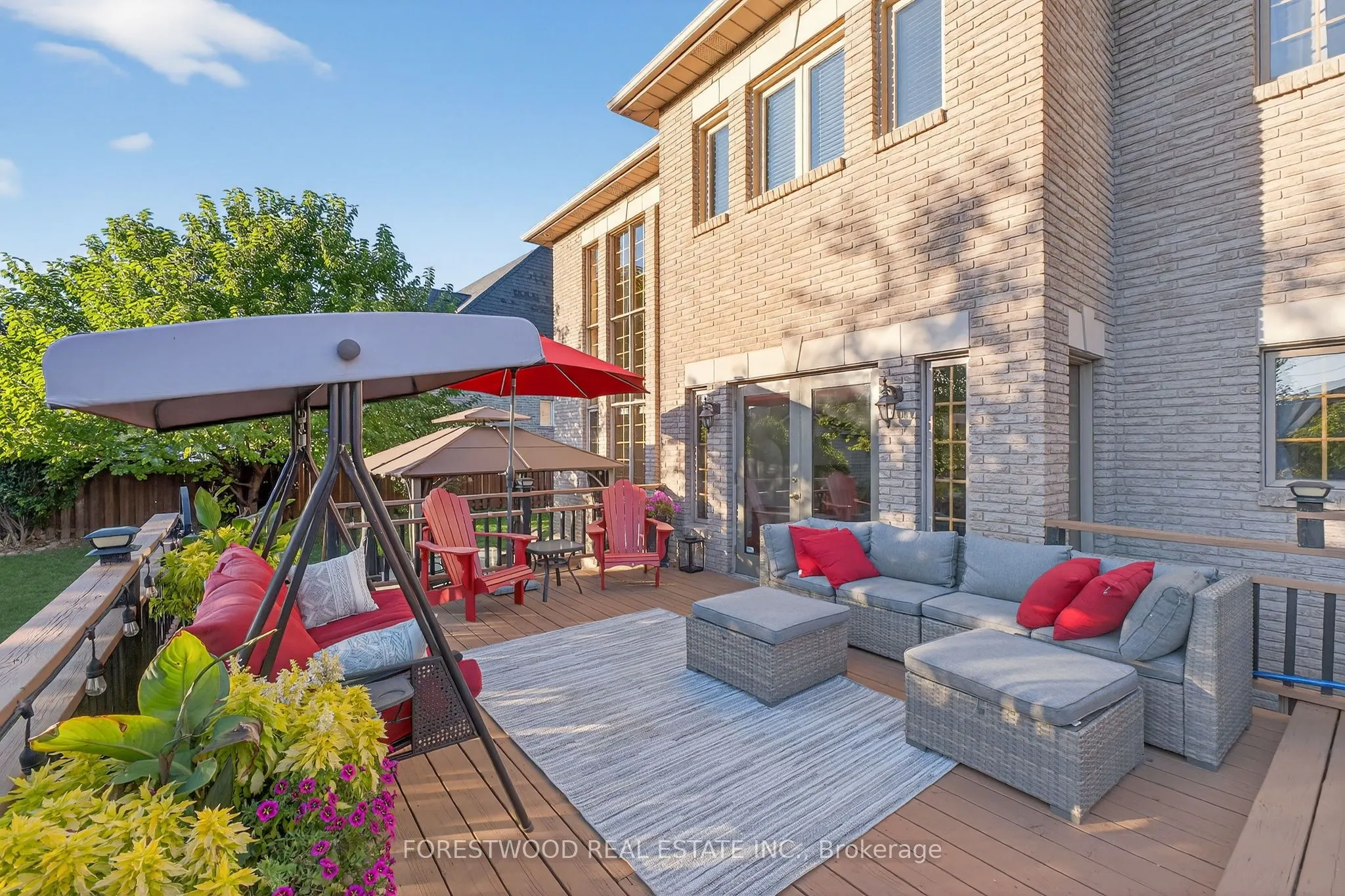 971 Lovingston Crescent