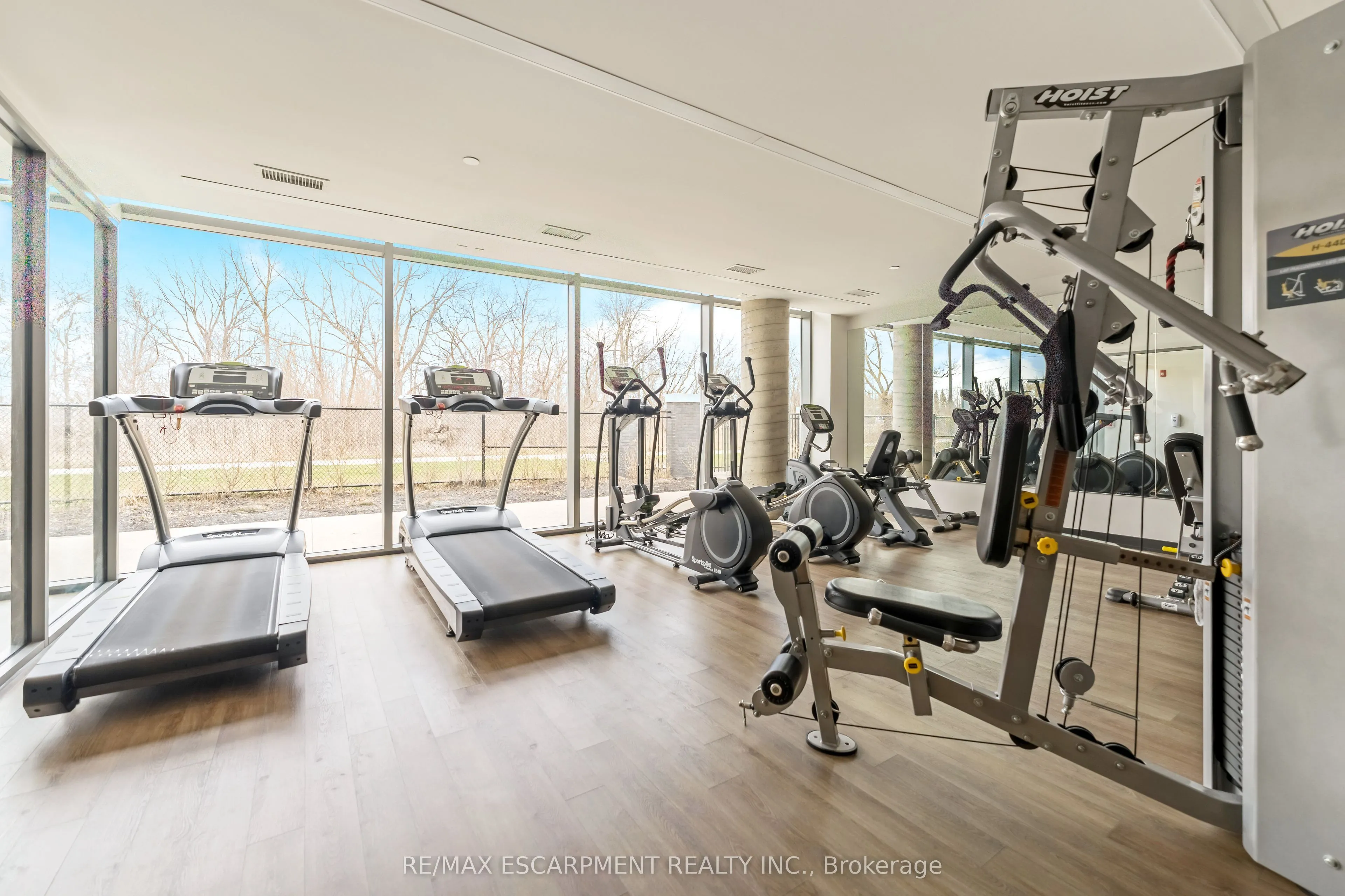 5220 Dundas Street, #D515