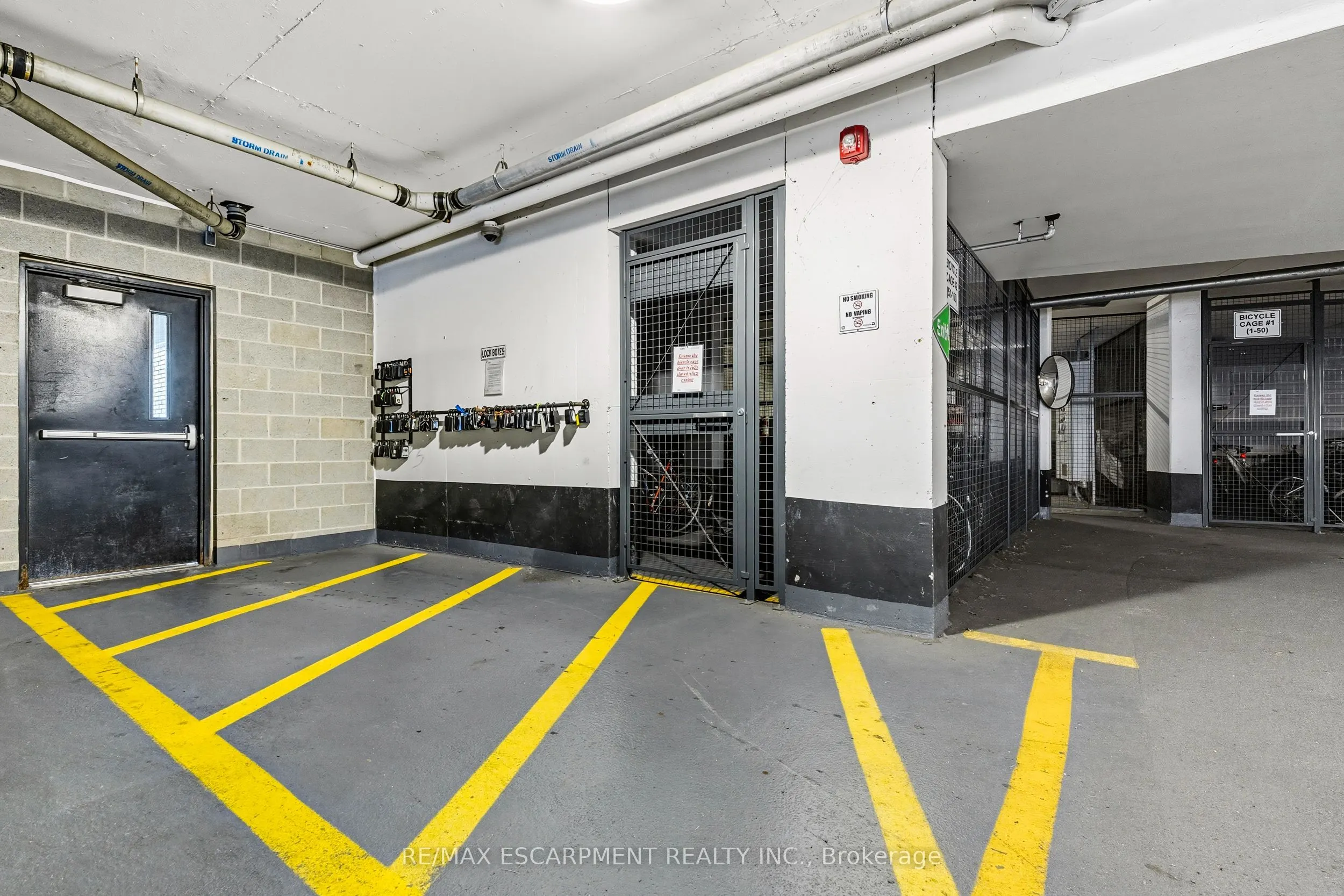 5220 Dundas Street, #D515