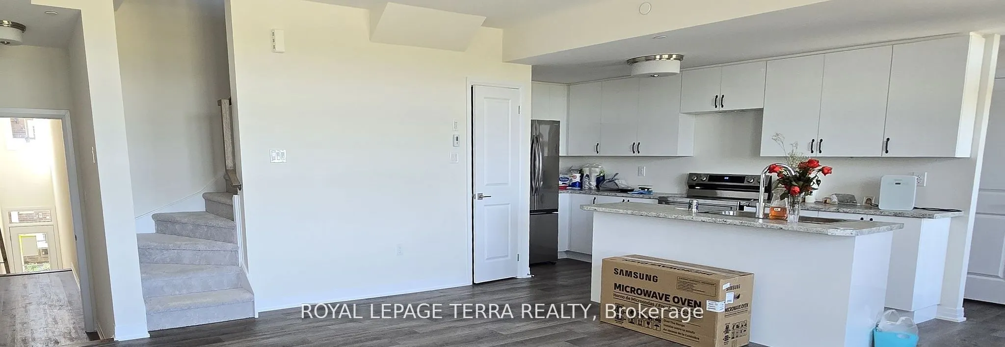 45 Fieldridge Crescent, #20