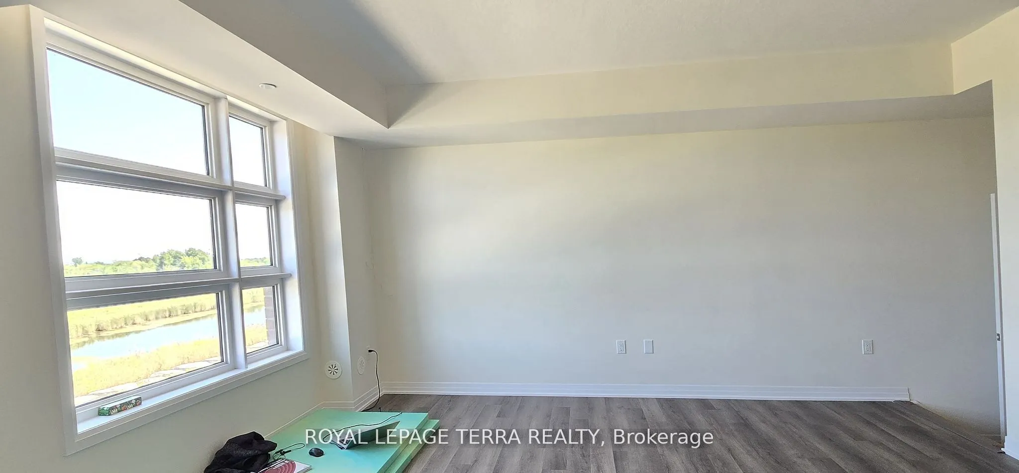 45 Fieldridge Crescent, #20