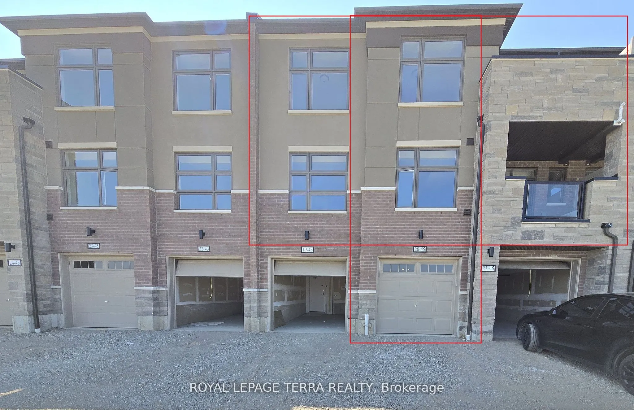 45 Fieldridge Crescent, #20