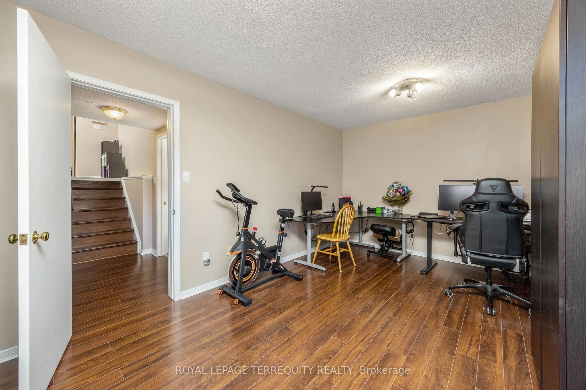 526 Renforth Drive, #14