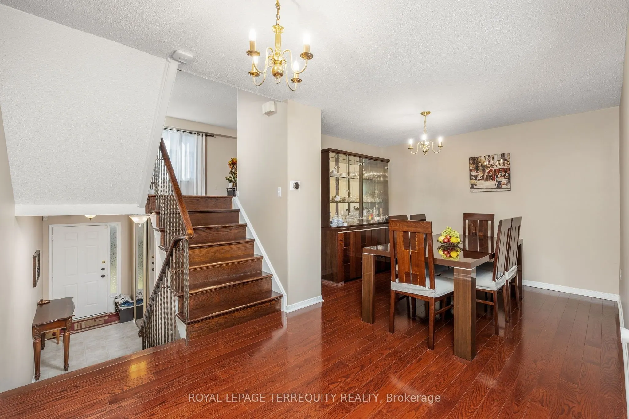 526 Renforth Drive, #14