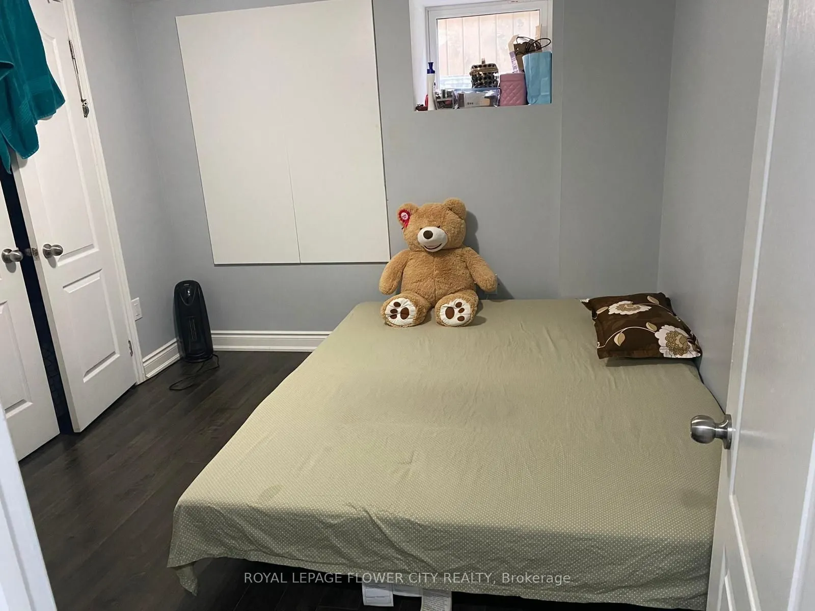 125 Don Minaker Drive, #125
