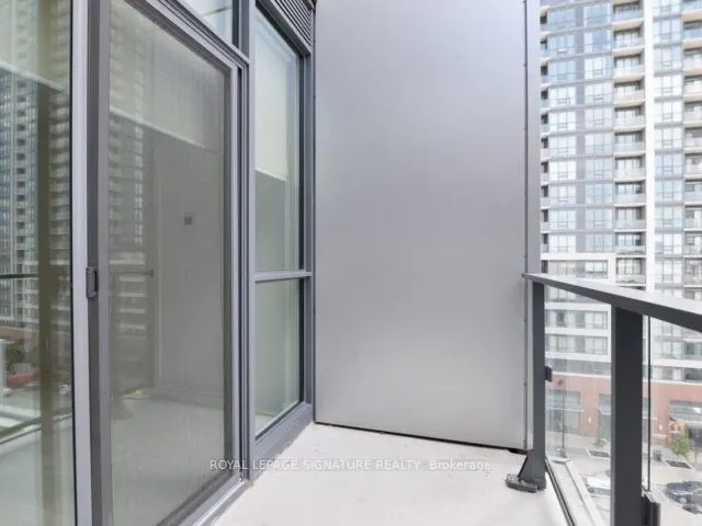 2200 Lakeshore Boulevard W, #805