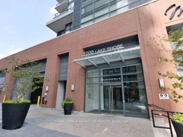 2200 Lakeshore Boulevard W, #805